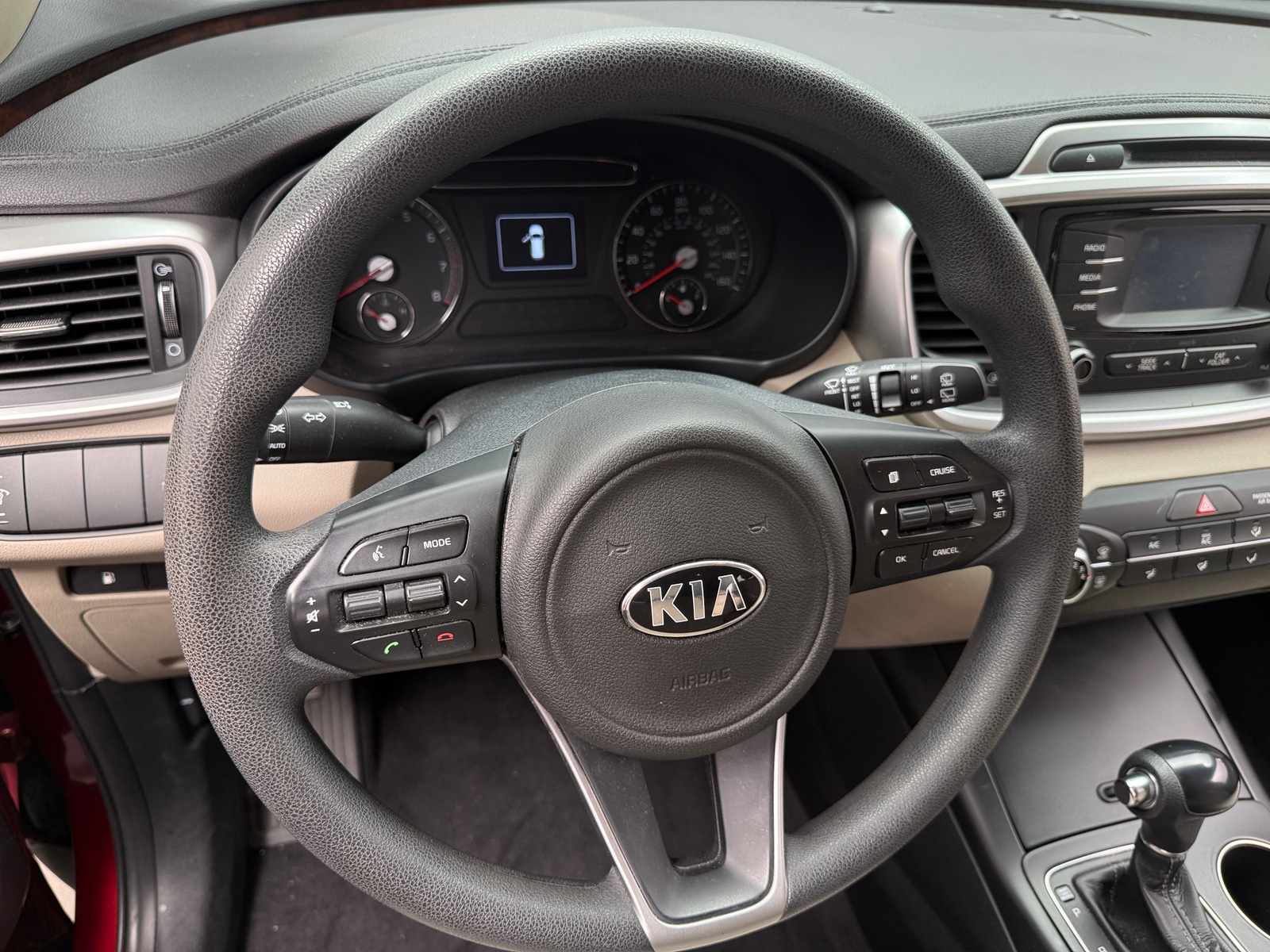 Thumbnail: 2016 Kia Sorento - 5