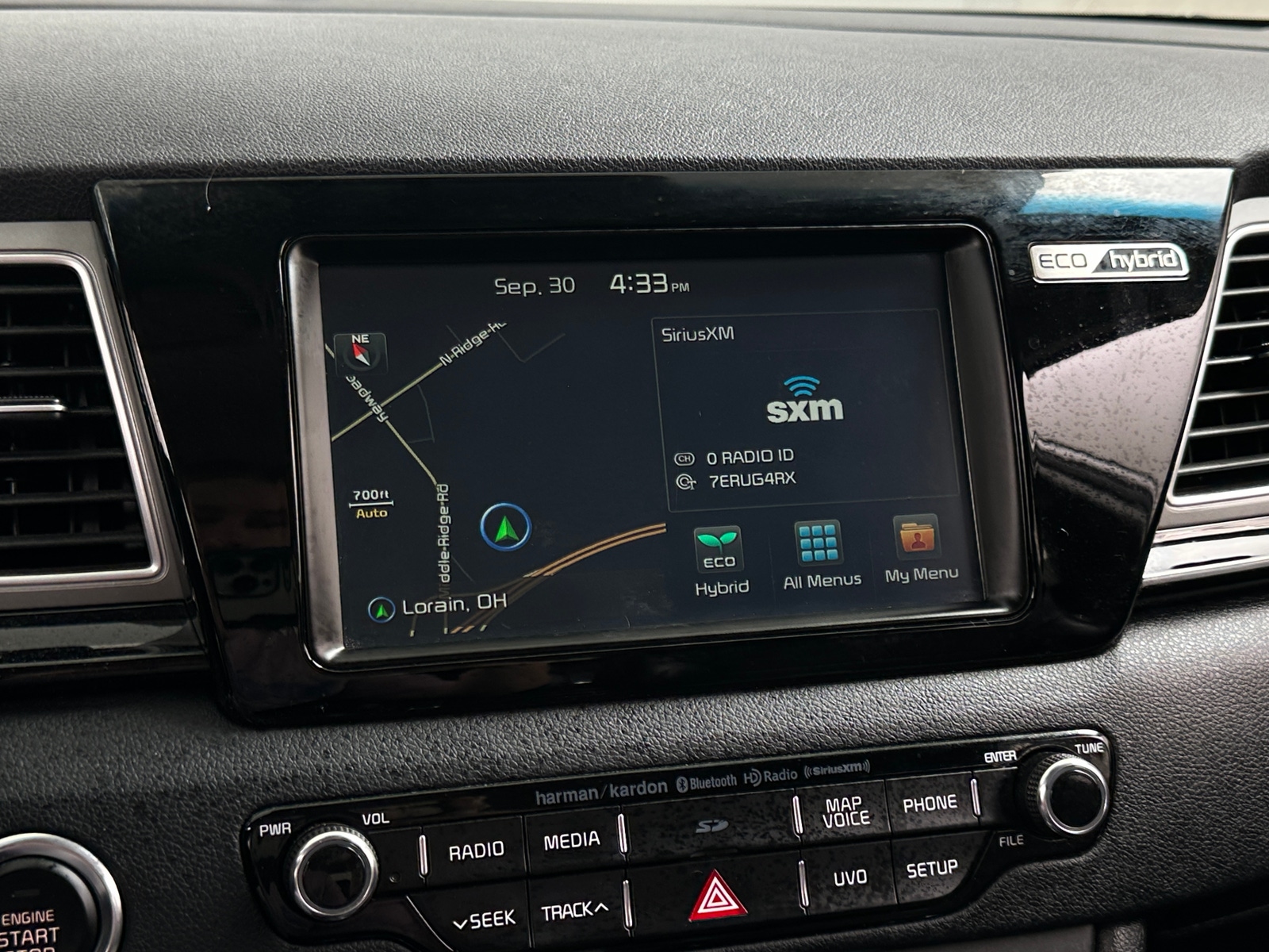 Thumbnail: 2017 Kia Niro - 3