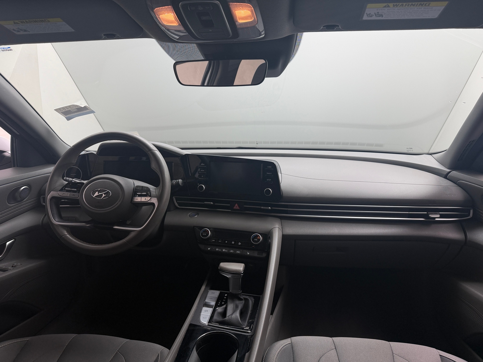 Thumbnail: 2021 Hyundai Elantra - 3