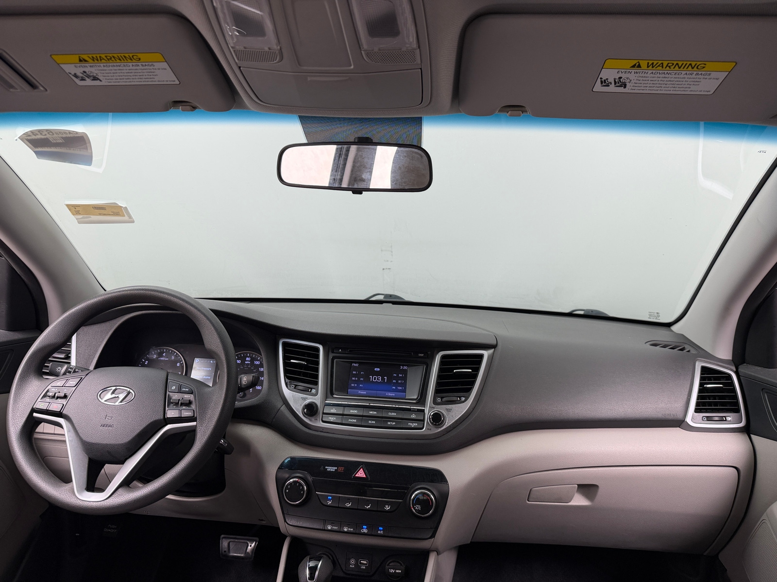 Thumbnail: 2016 Hyundai Tucson - 3