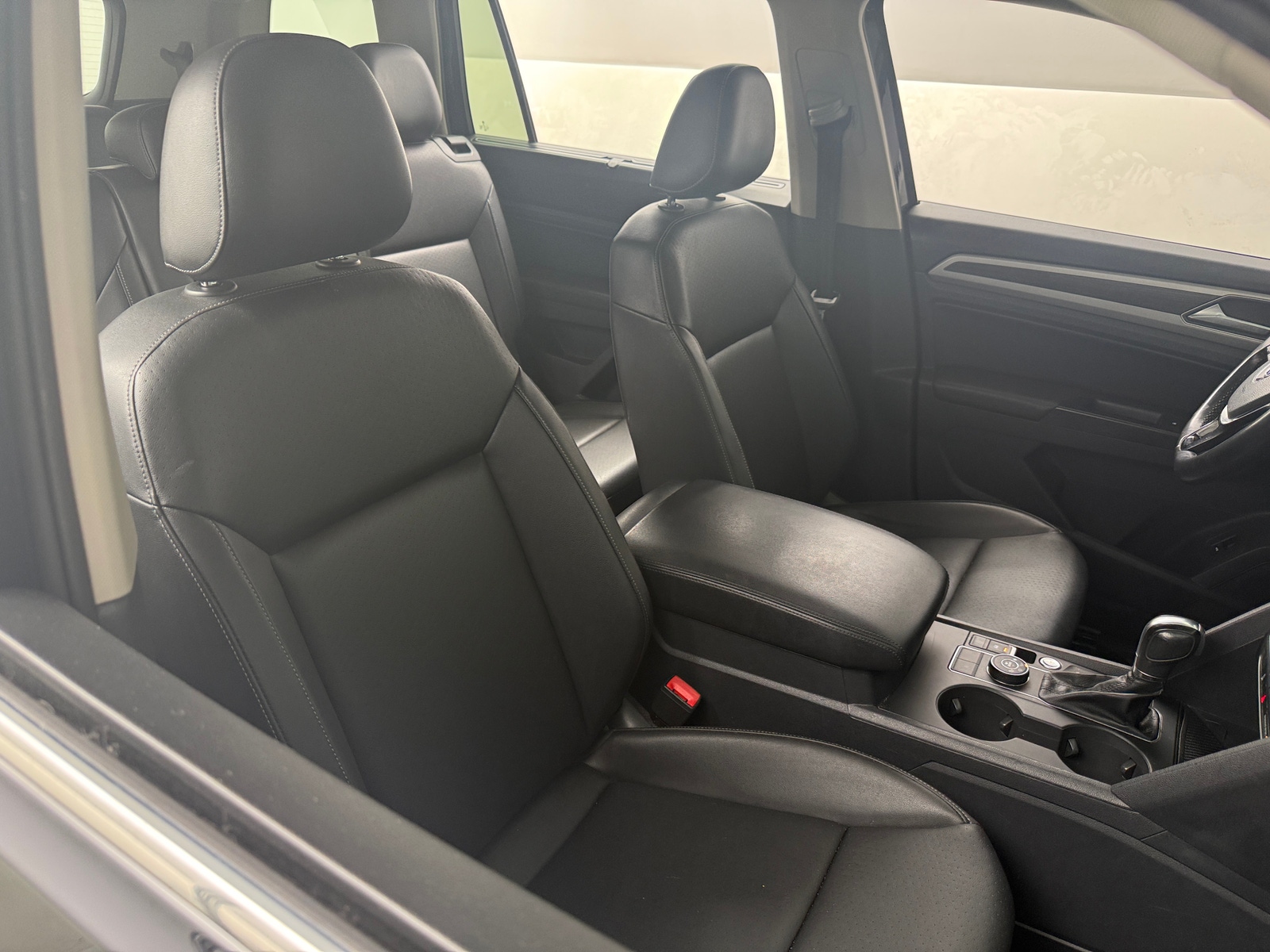 Thumbnail: 2018 Volkswagen Atlas - 2
