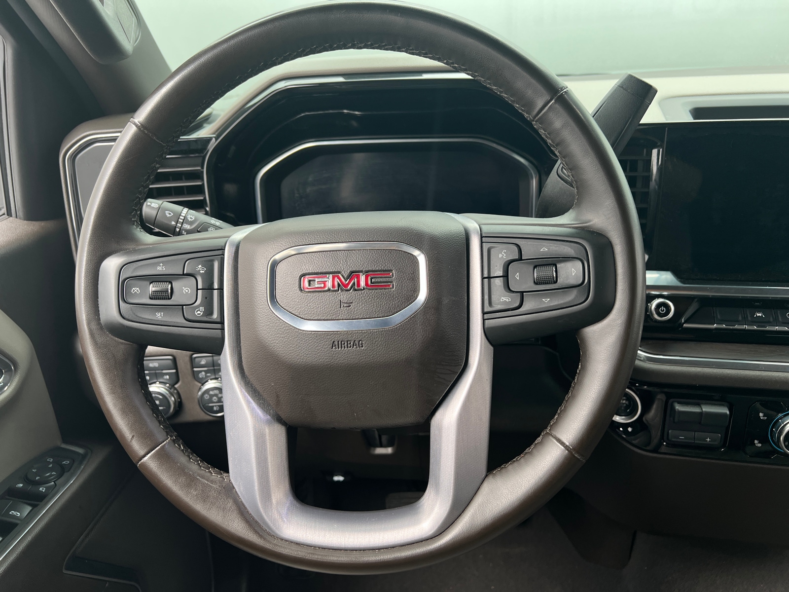 Thumbnail: 2025 GMC Sierra 1500 - 4