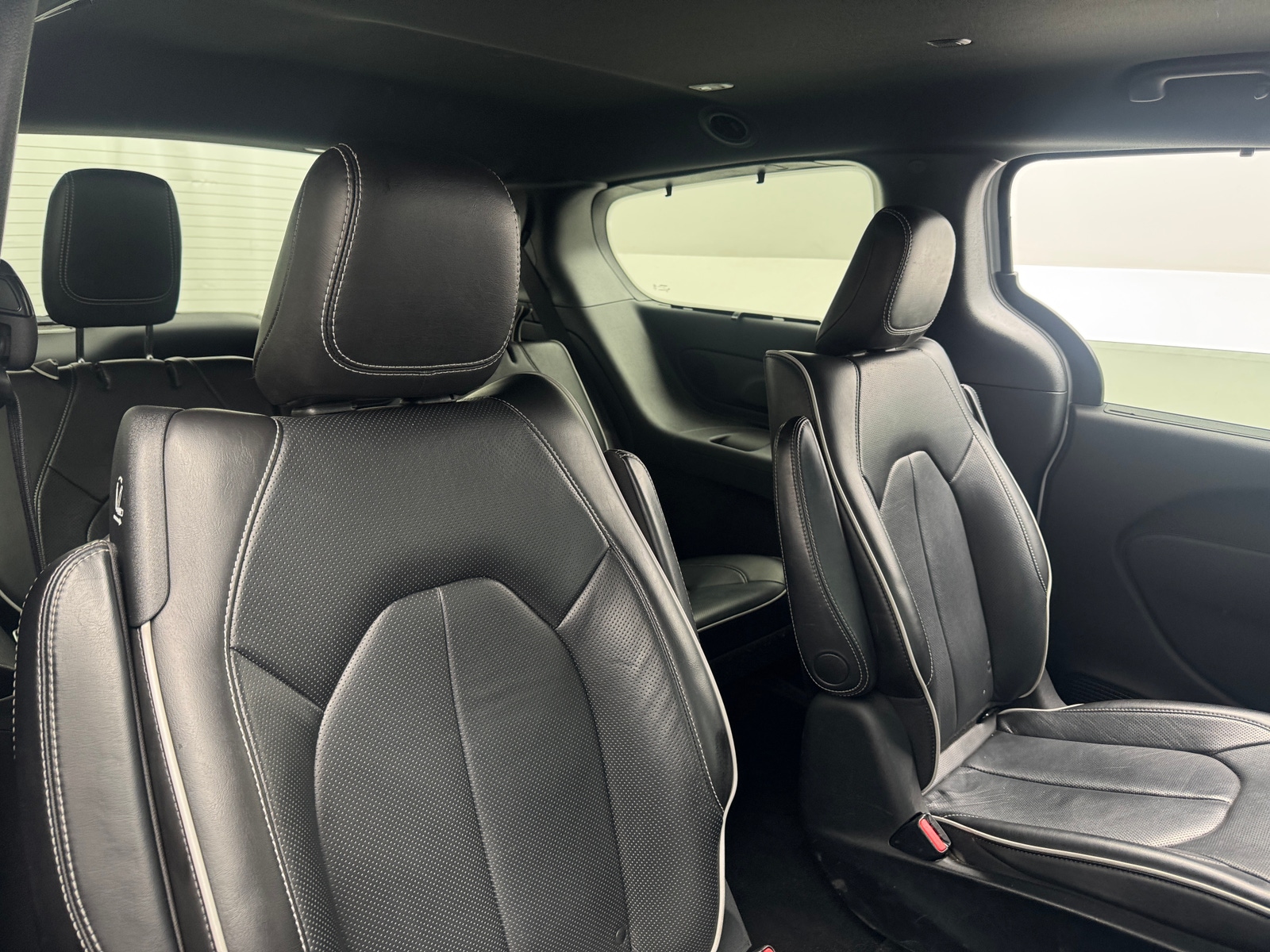 Thumbnail: 2020 Chrysler Pacifica - 5