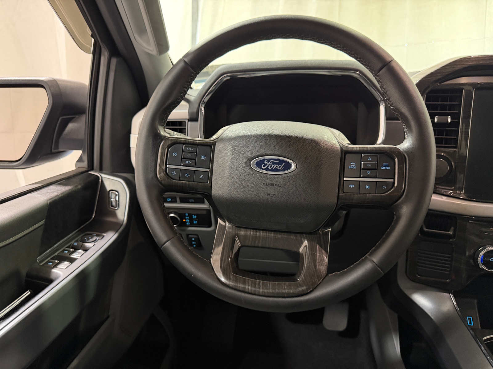 Thumbnail: 2023 Ford F-150 - 5