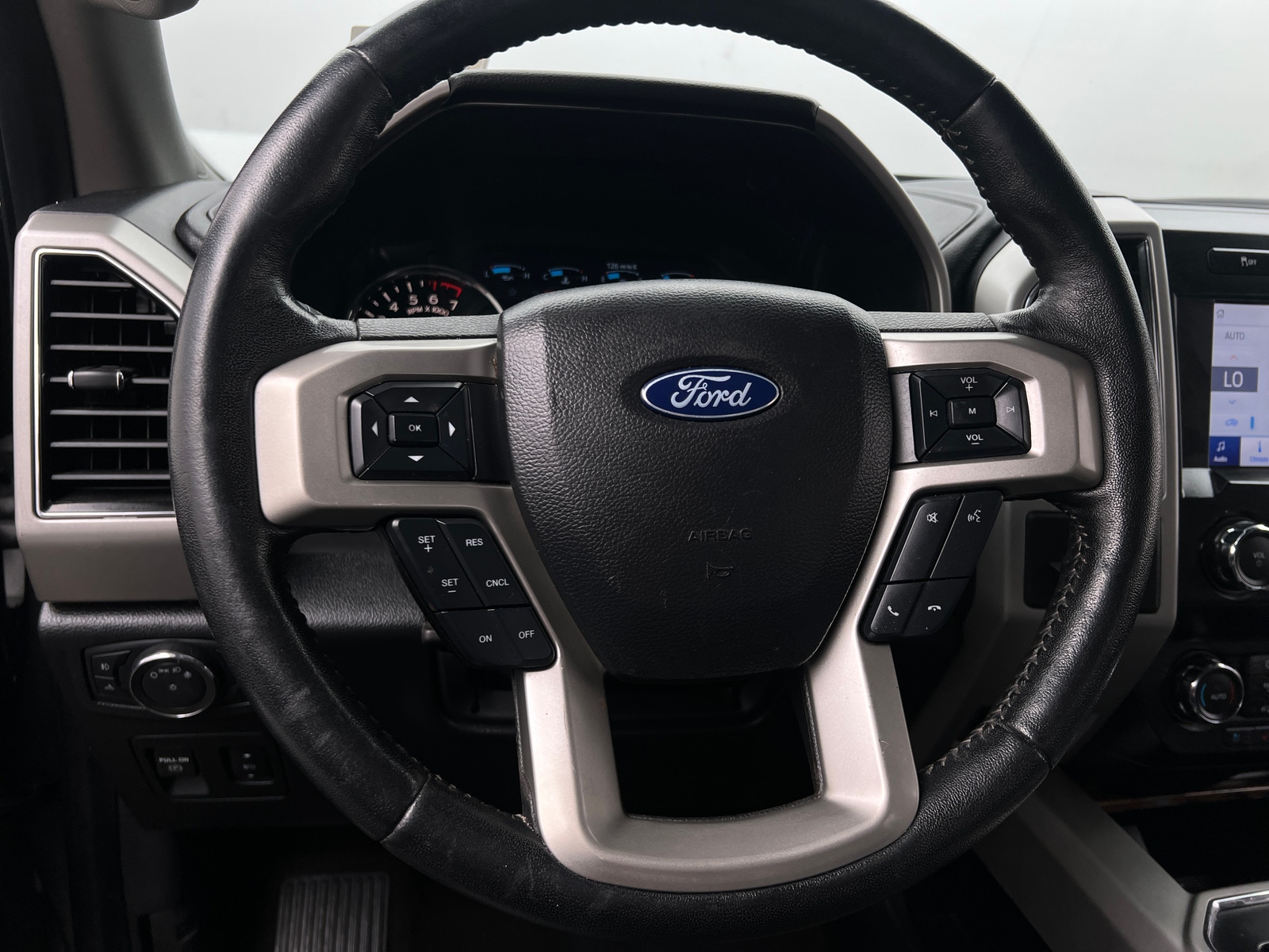 Thumbnail: 2020 Ford Econoline - 4