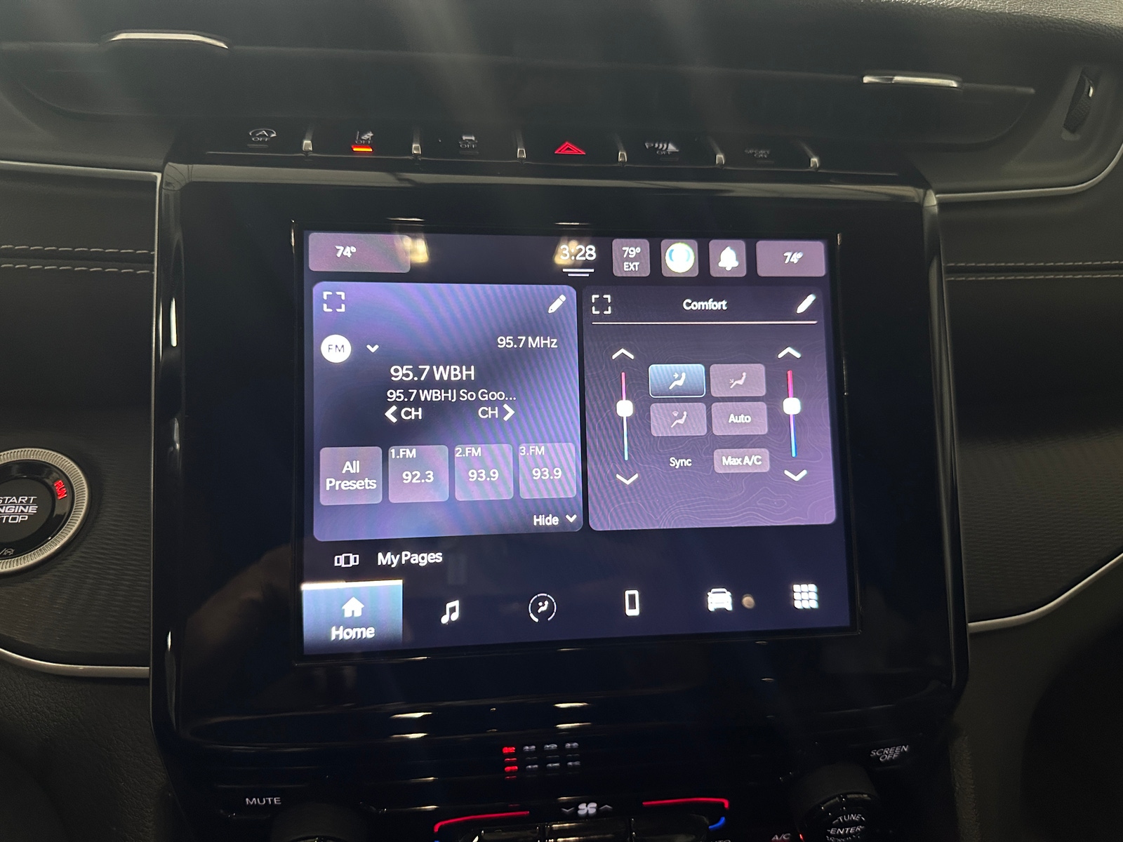 Thumbnail: 2023 Jeep Grand Cherokee - 4