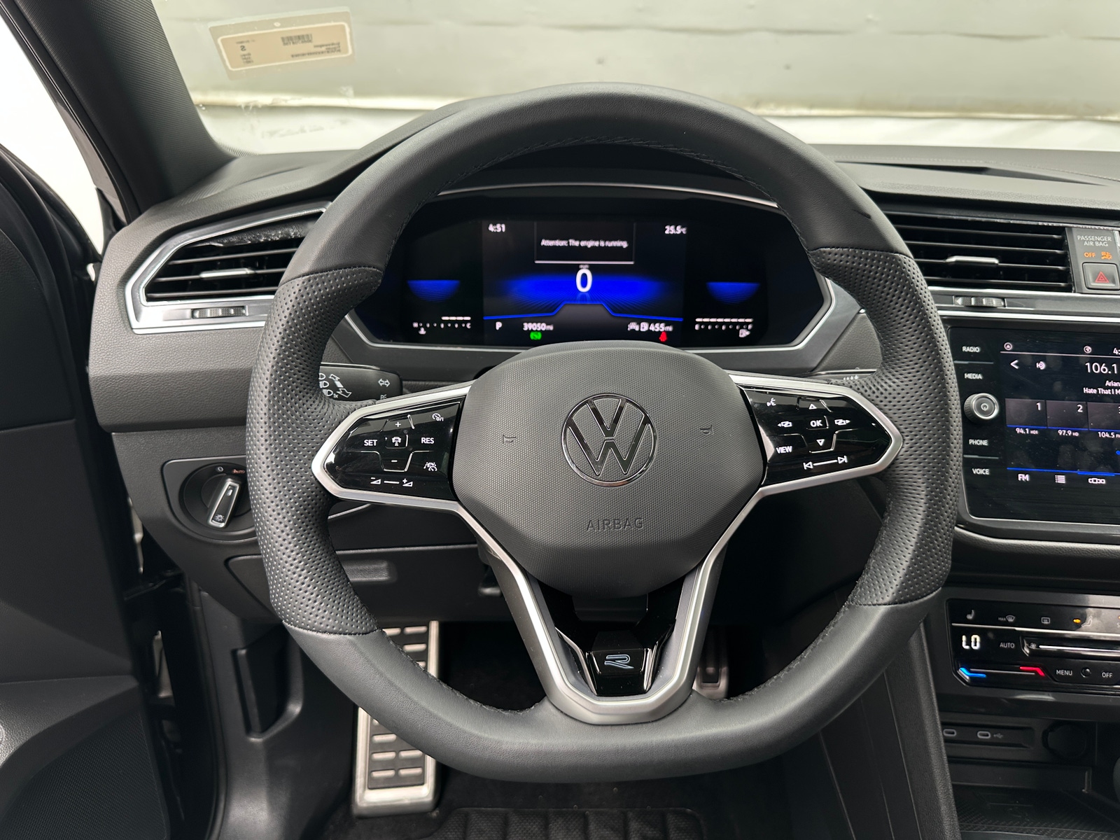 Thumbnail: 2022 Volkswagen Tiguan - 5