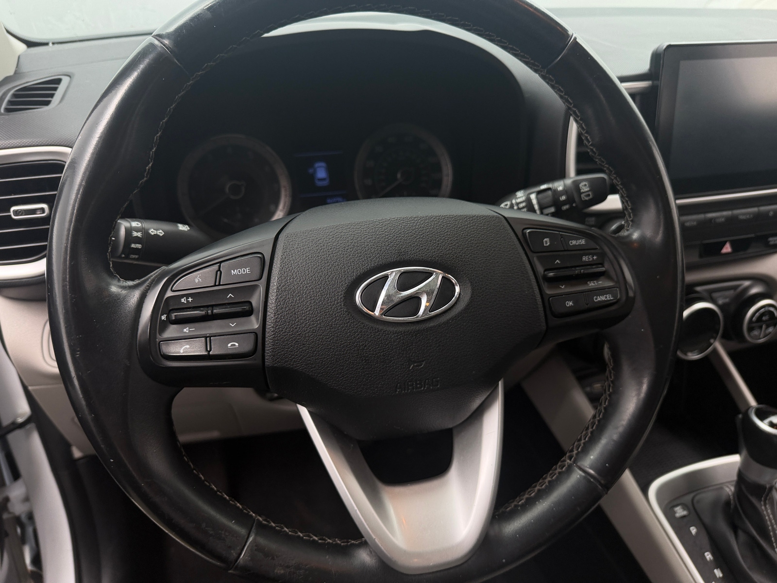 Thumbnail: 2022 Hyundai Venue - 5