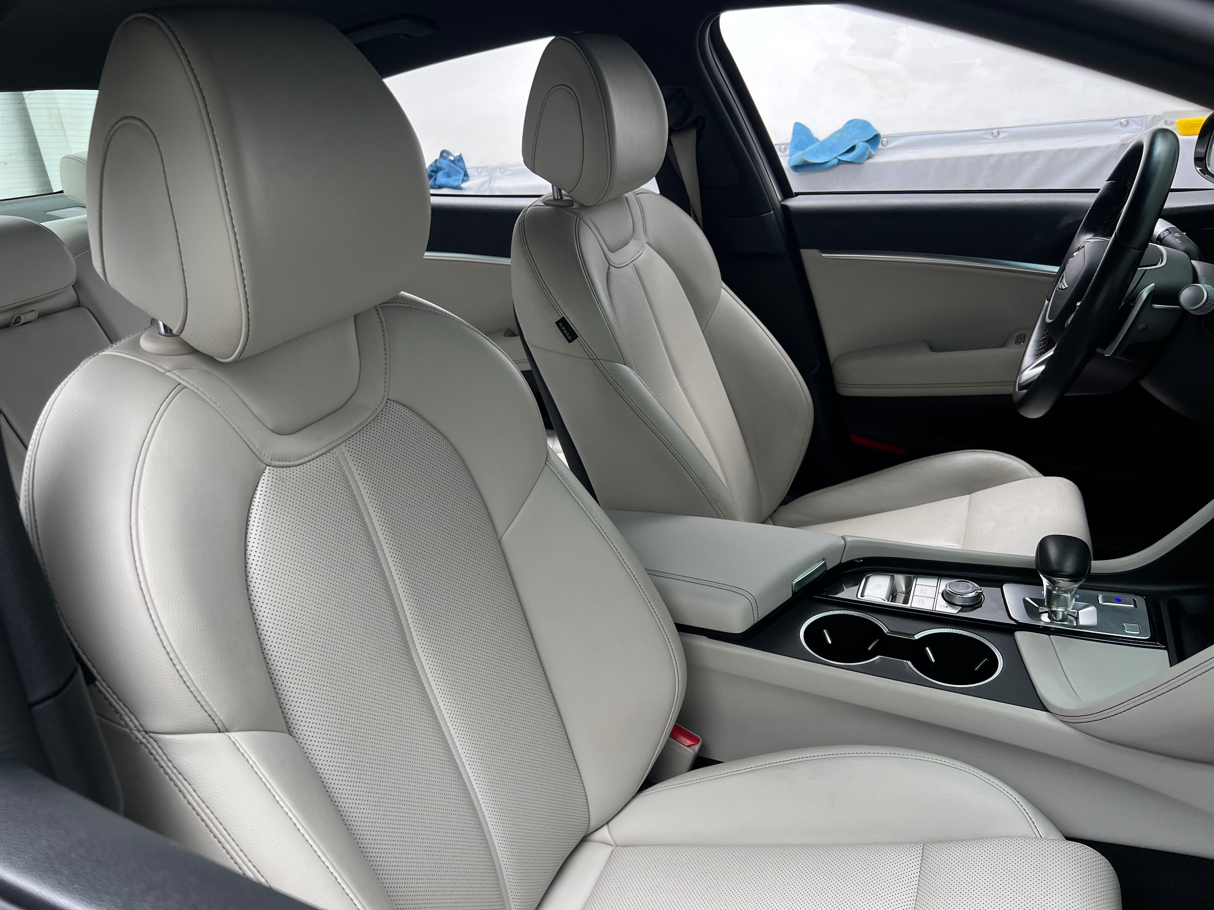 2025 GENESIS G70 Standard