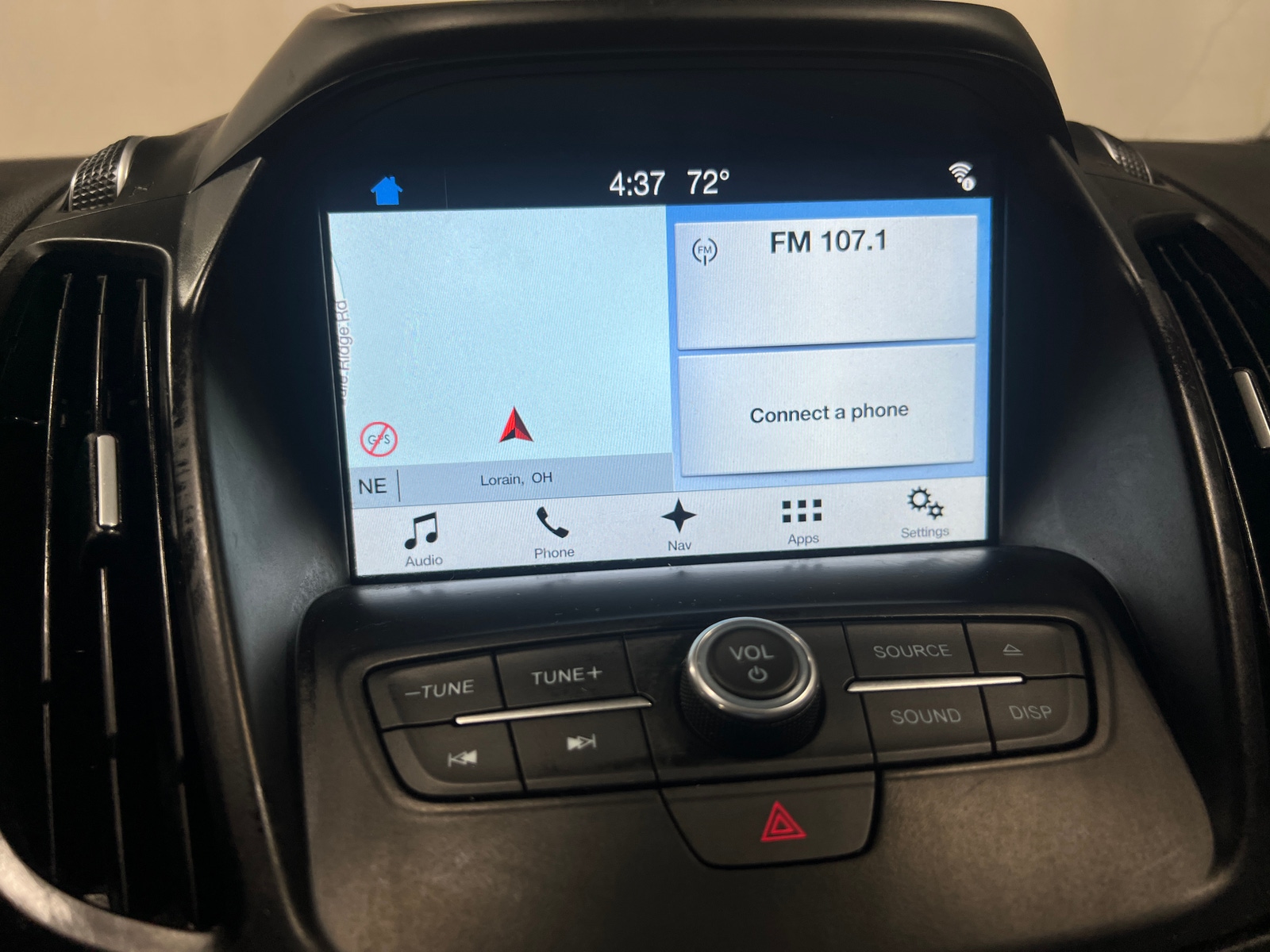 Thumbnail: 2017 Ford Escape - 4