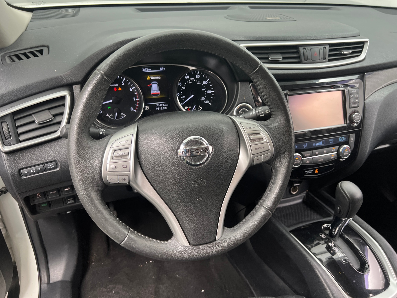 Thumbnail: 2016 Nissan Rogue - 4
