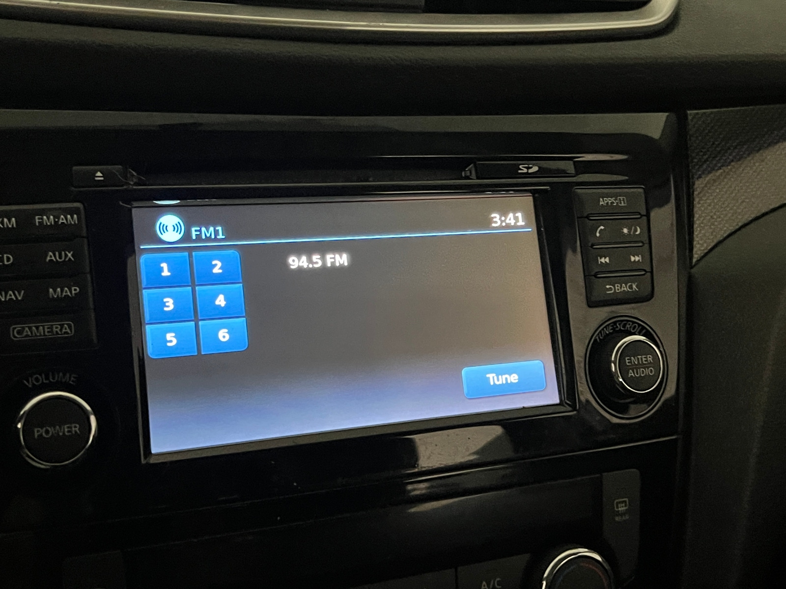 Thumbnail: 2016 Nissan Rogue - 3