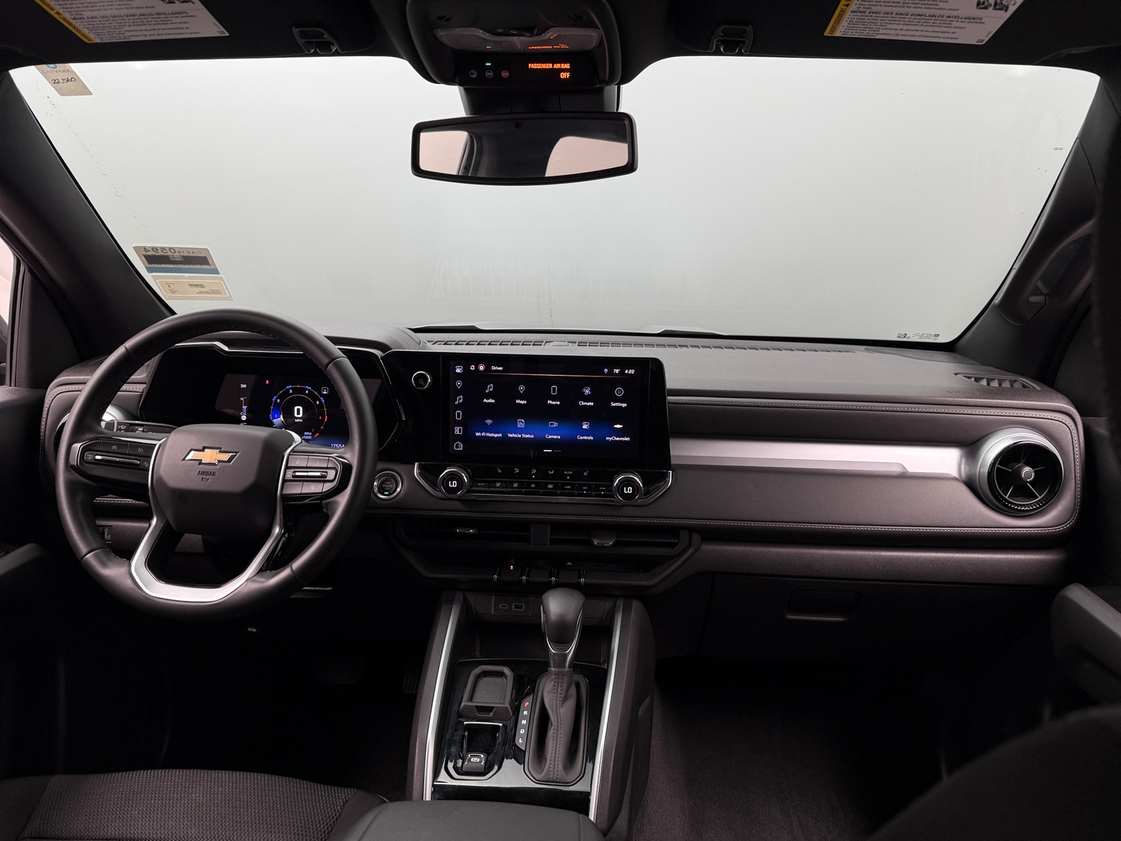 Thumbnail: 2023 Chevrolet Colorado - 3