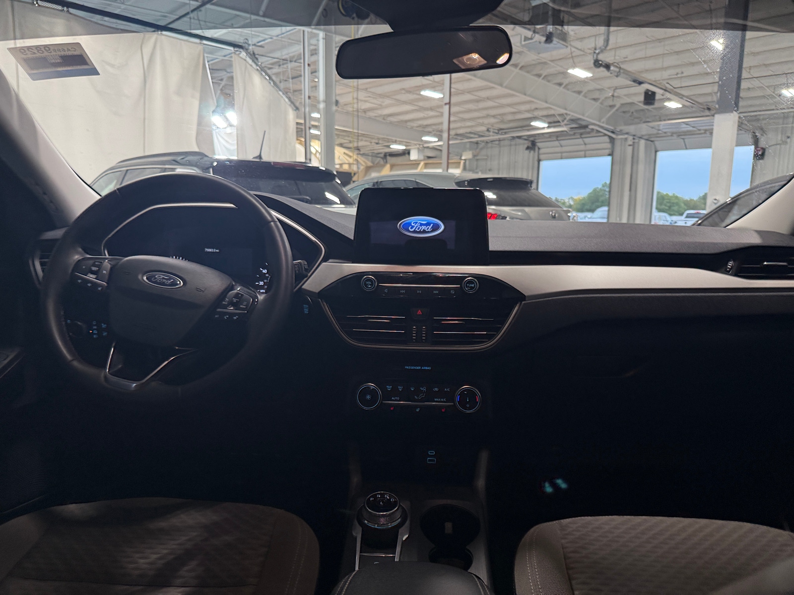 Thumbnail: 2022 Ford Escape - 3