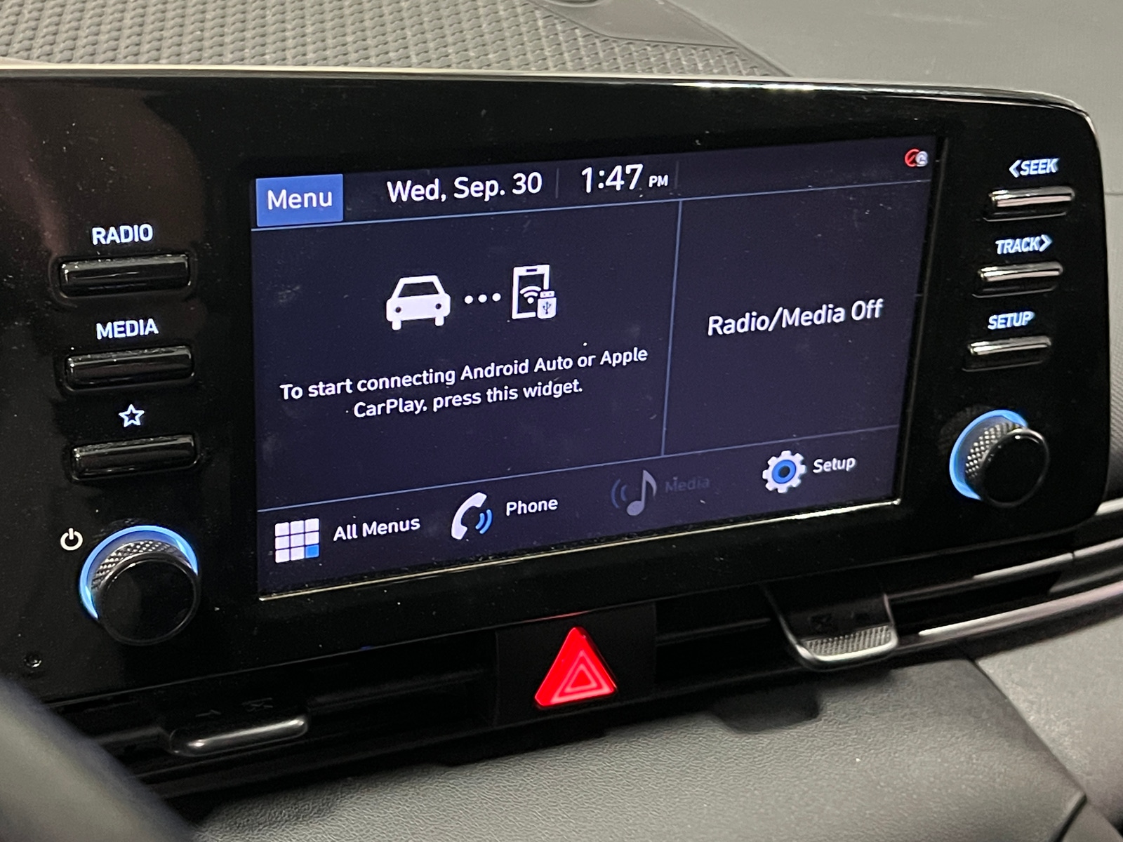 Thumbnail: 2021 Hyundai Elantra - 4