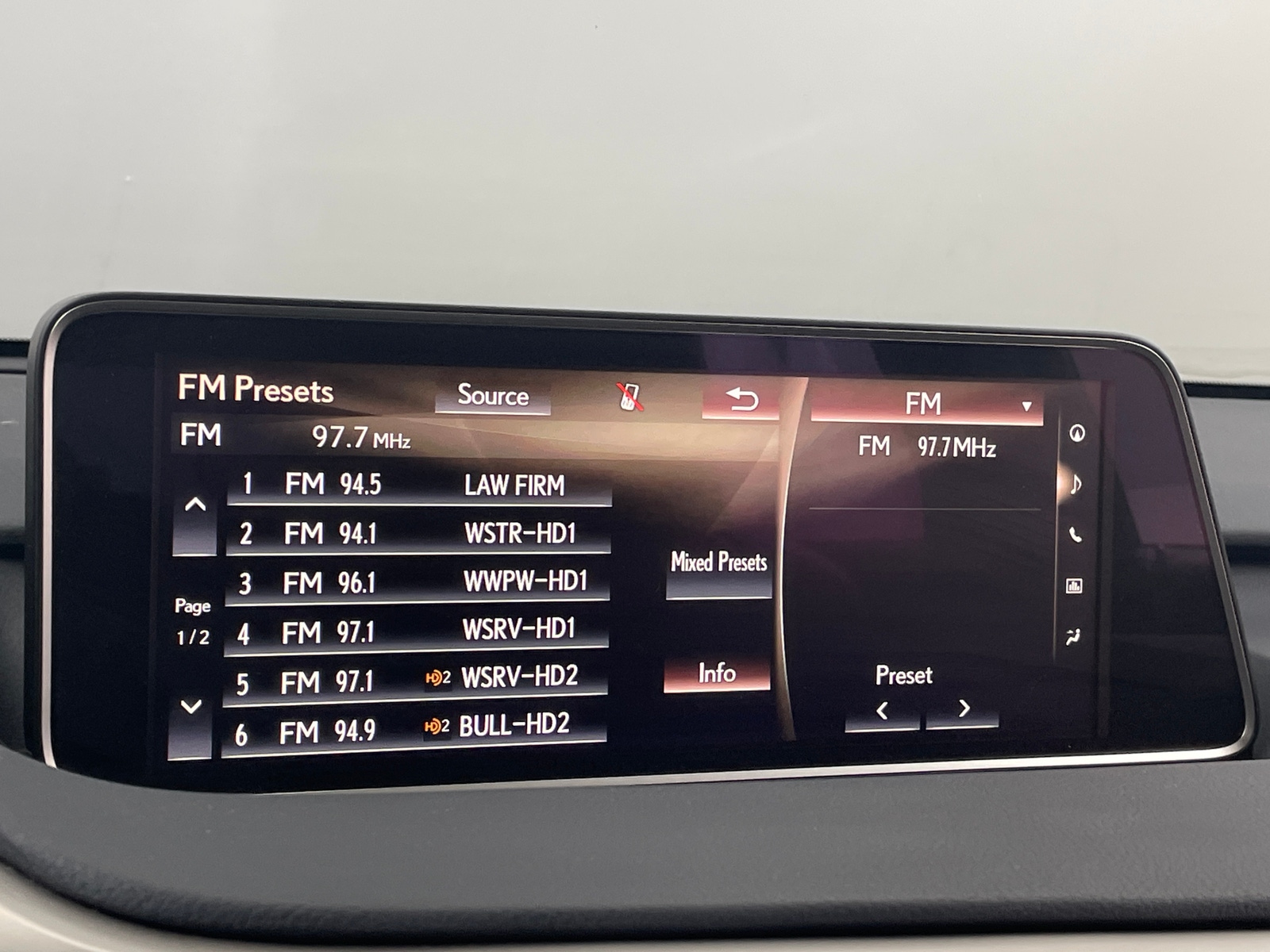Thumbnail: 2019 Lexus RX - 4
