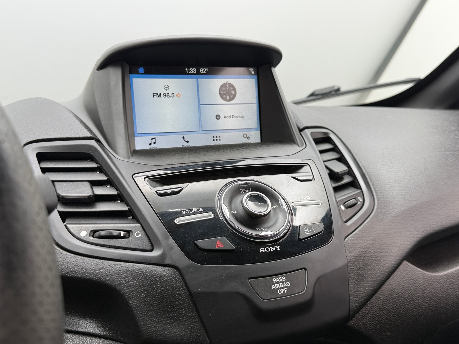 Thumbnail: 2016 Ford Fiesta - 4