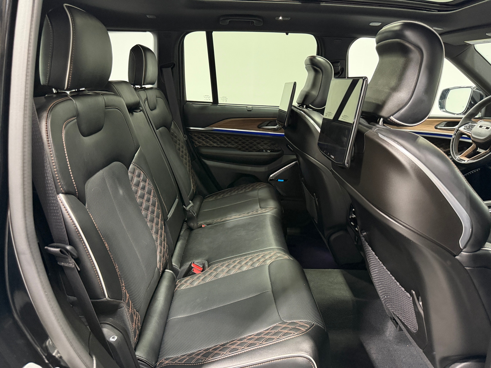 Thumbnail: 2023 Jeep Grand Cherokee - 5