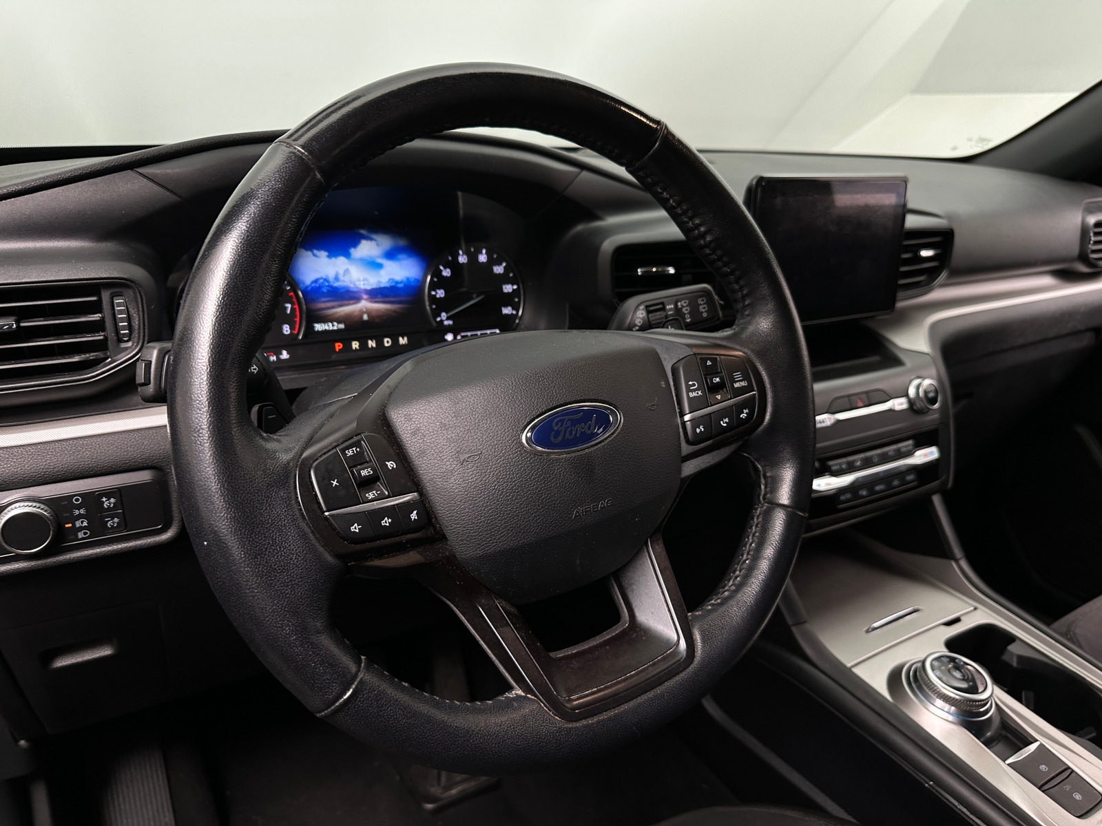 Thumbnail: 2020 Ford Explorer - 5