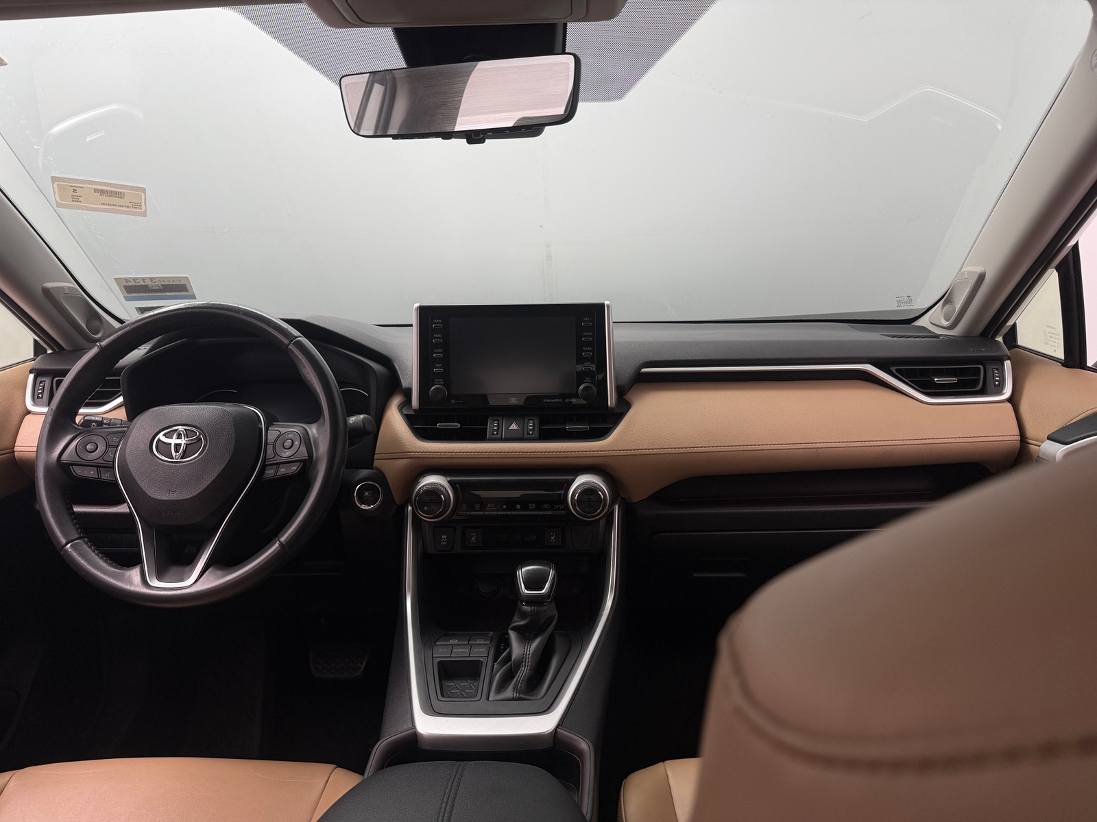 Thumbnail: 2020 Toyota RAV4 - 3