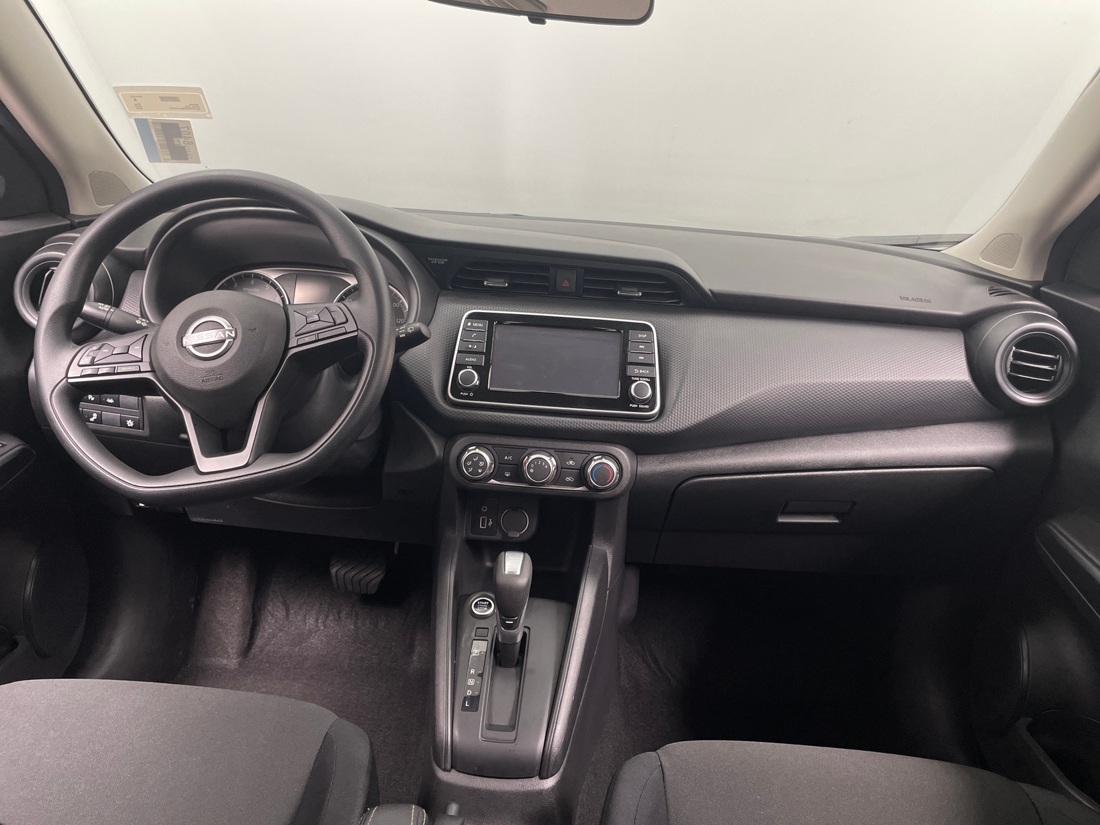 Thumbnail: 2025 Nissan Kicks - 3