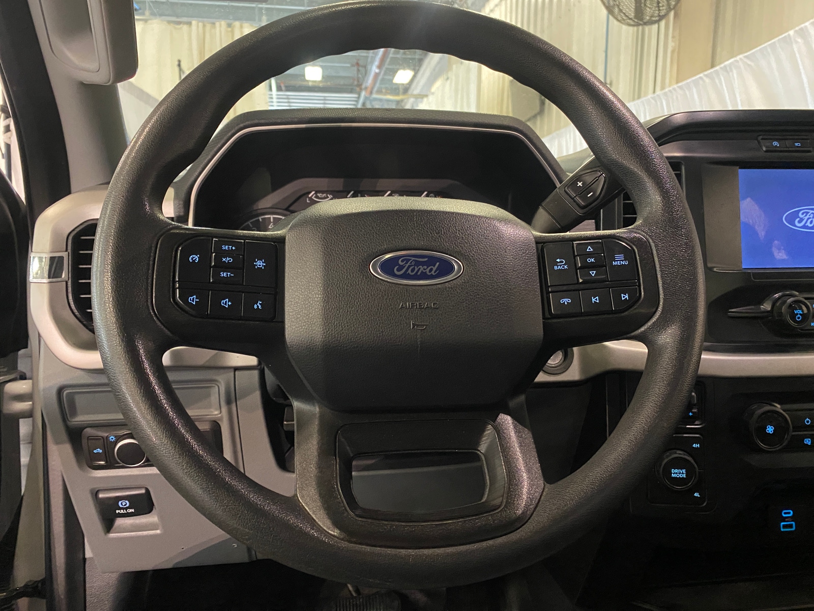 Thumbnail: 2022 Ford Econoline - 5