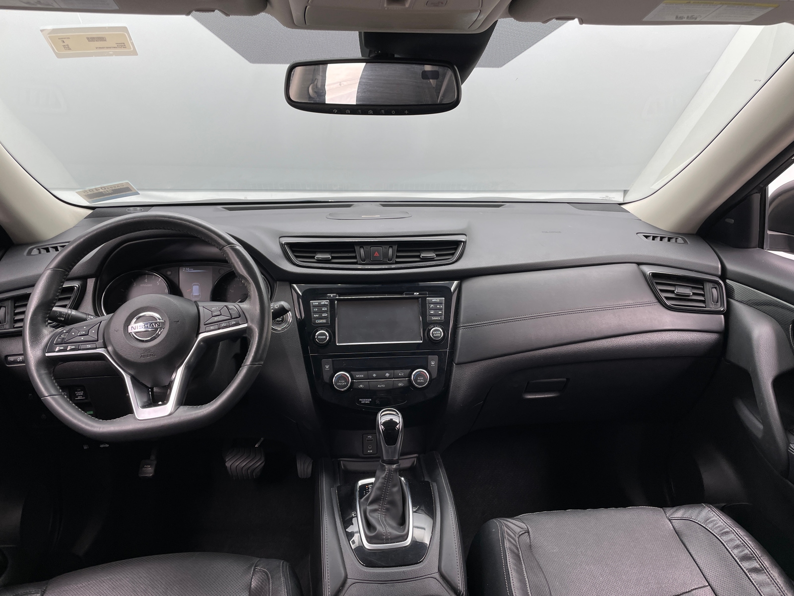Thumbnail: 2017 Nissan Rogue - 2