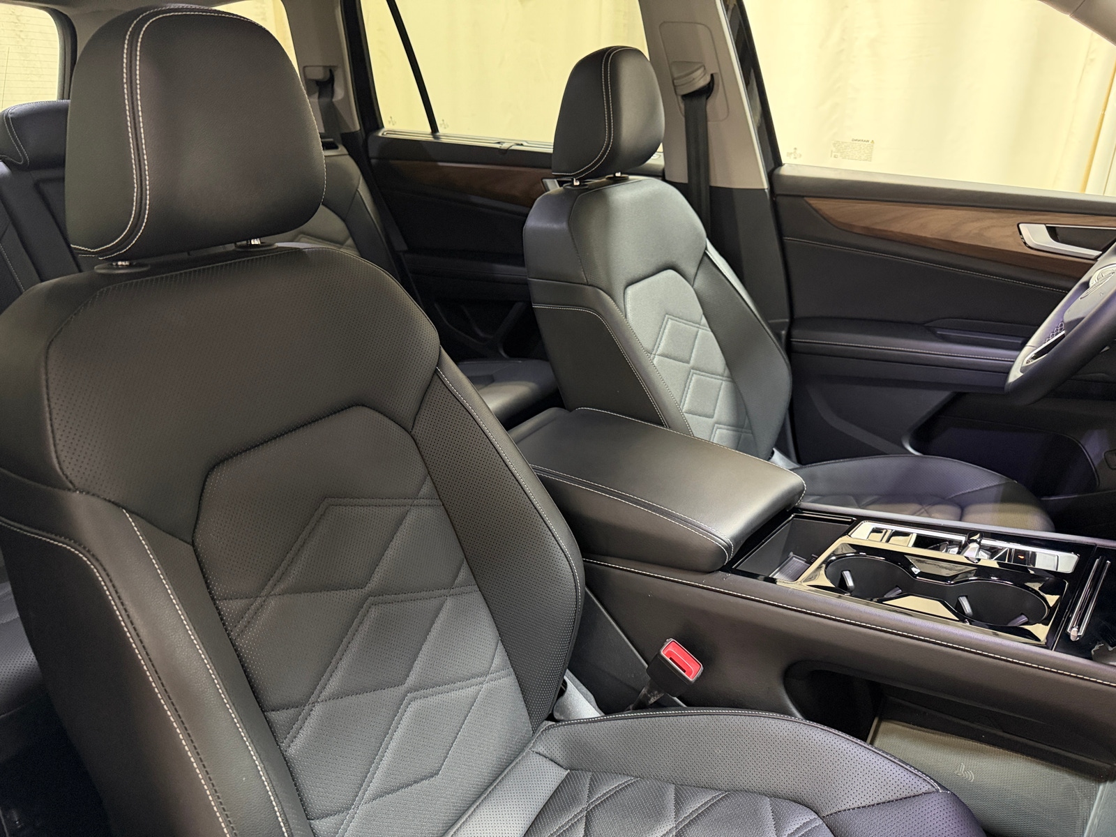 Thumbnail: 2026 Volkswagen Atlas - 2