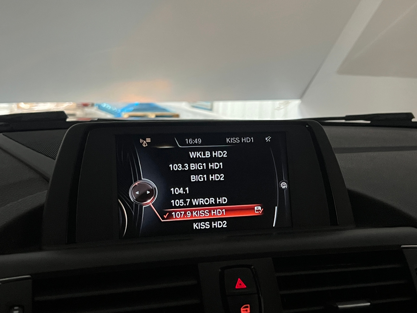 Thumbnail: 2015 BMW 2 Series - 4