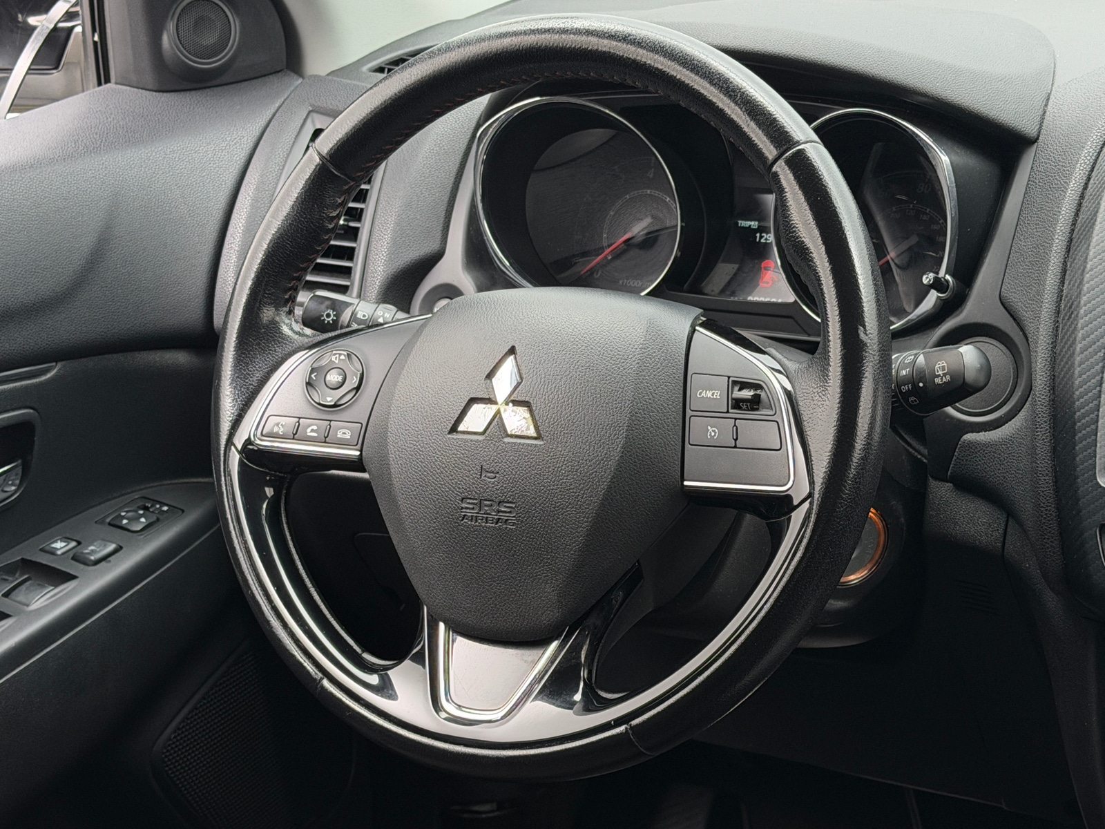 Thumbnail: 2018 Mitsubishi Outlander Sport - 5