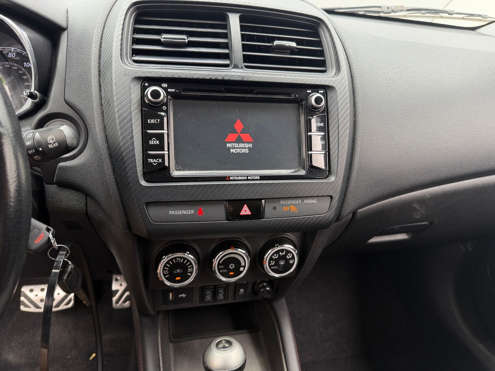 Thumbnail: 2018 Mitsubishi Outlander Sport - 4