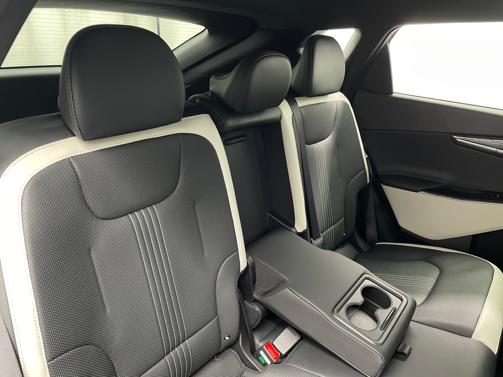 Thumbnail: 2024 Kia EV6 - 5