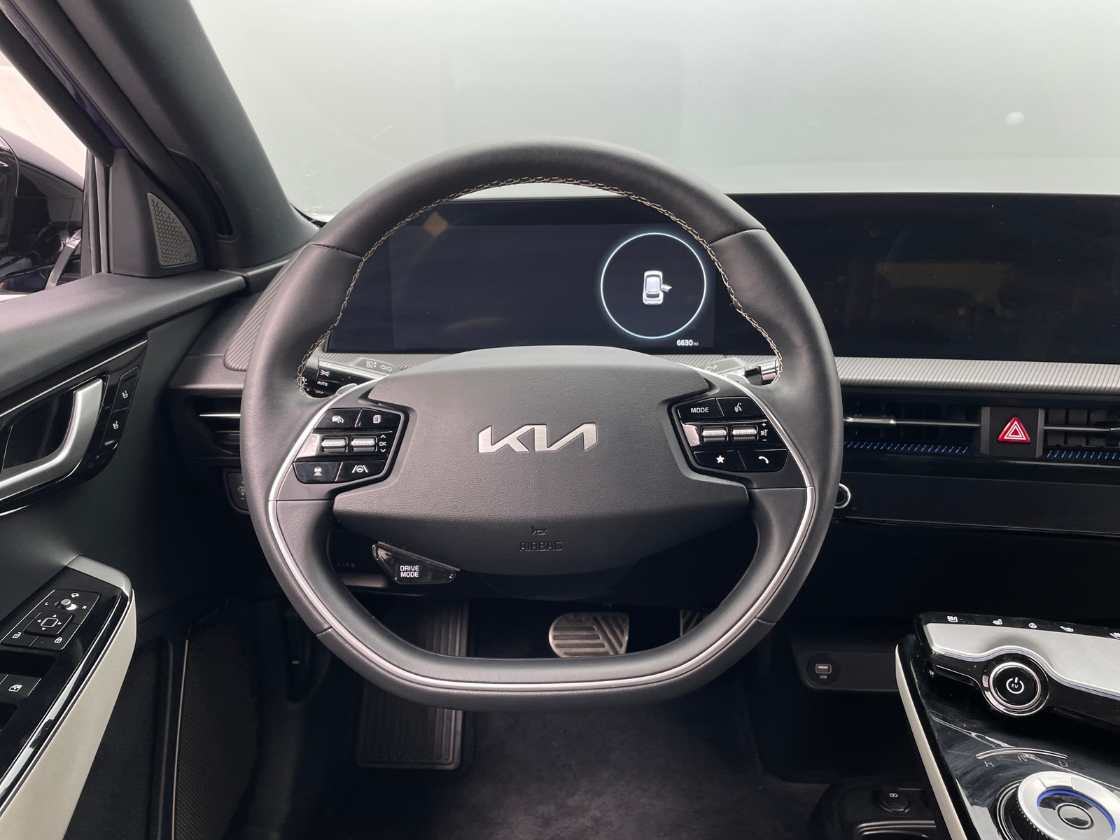 Thumbnail: 2024 Kia EV6 - 4