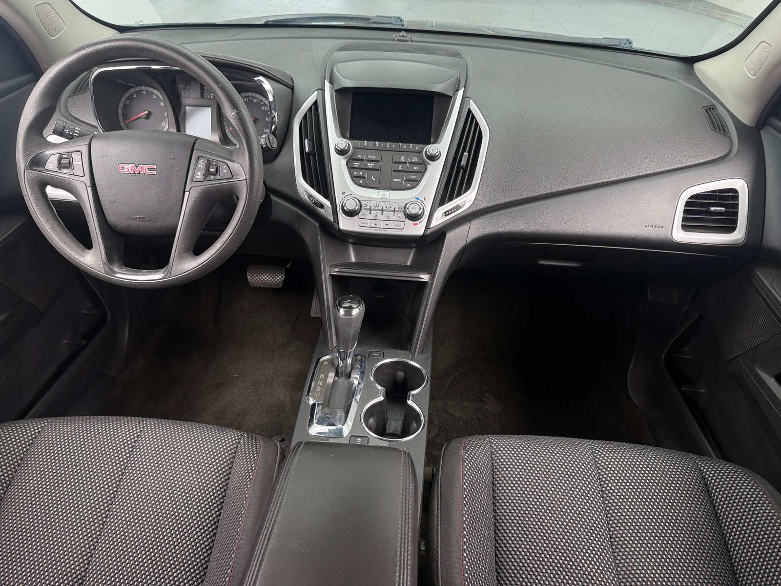 Thumbnail: 2017 GMC Terrain - 3