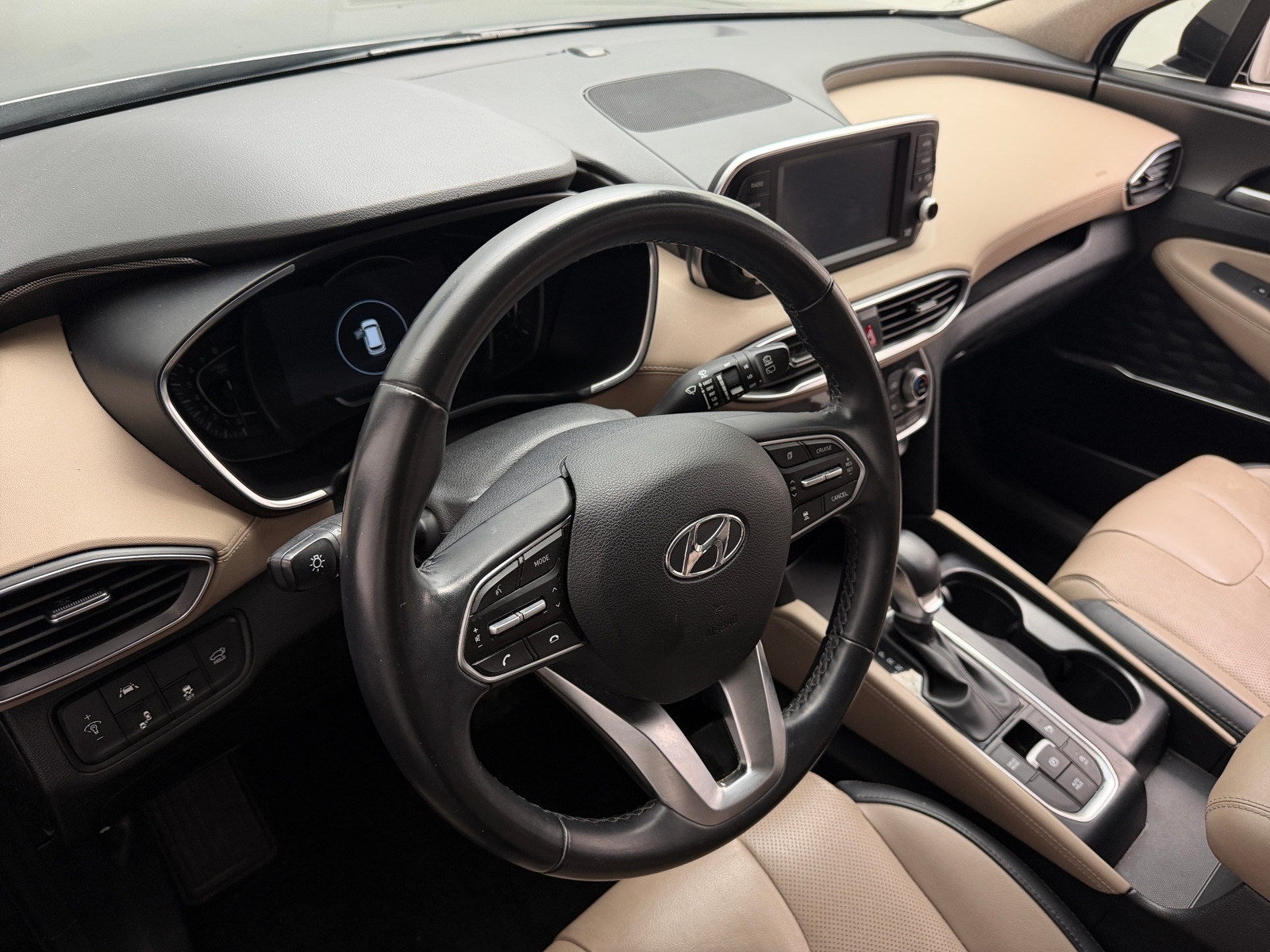 Thumbnail: 2019 Hyundai Santa Fe - 4