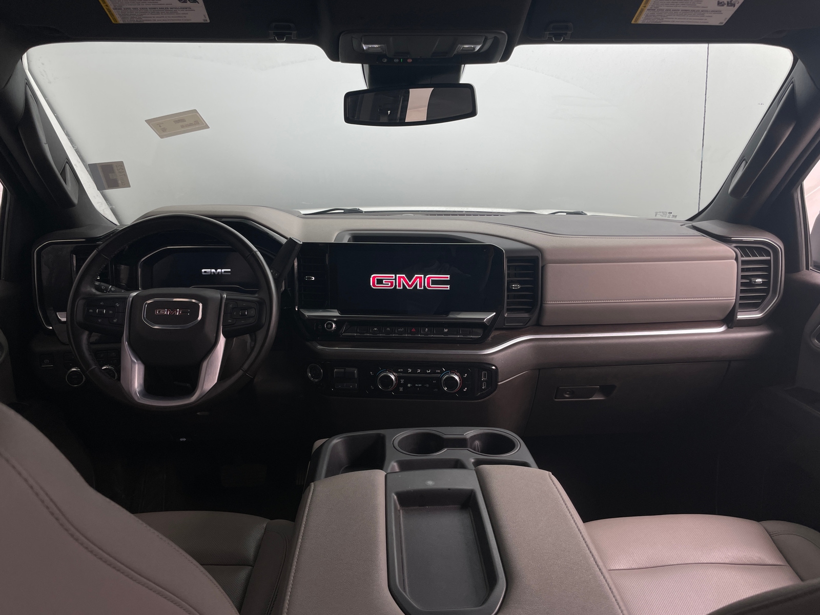 Thumbnail: 2025 GMC Sierra 1500 - 2
