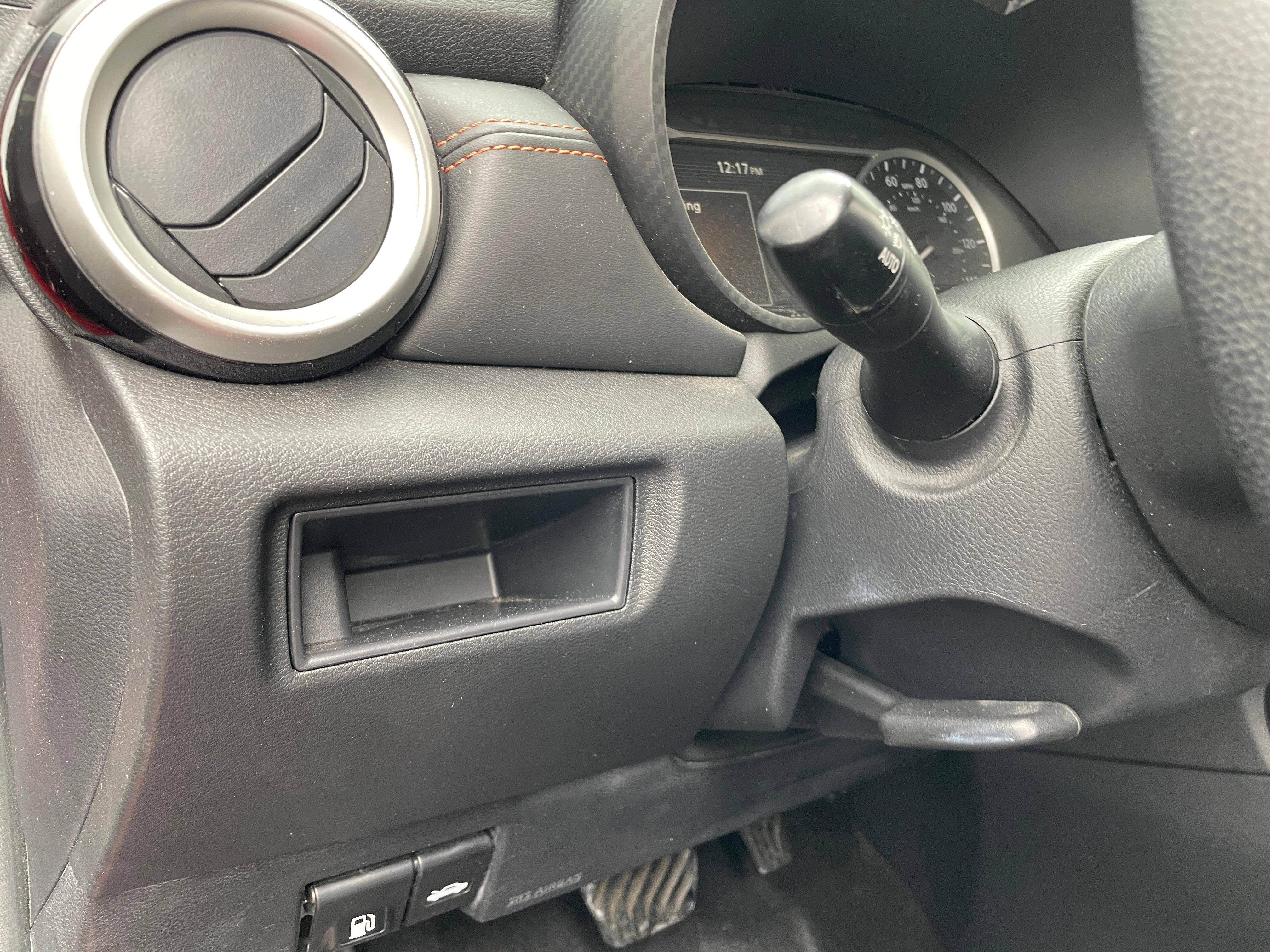 2021 Nissan Versa Sedan SR