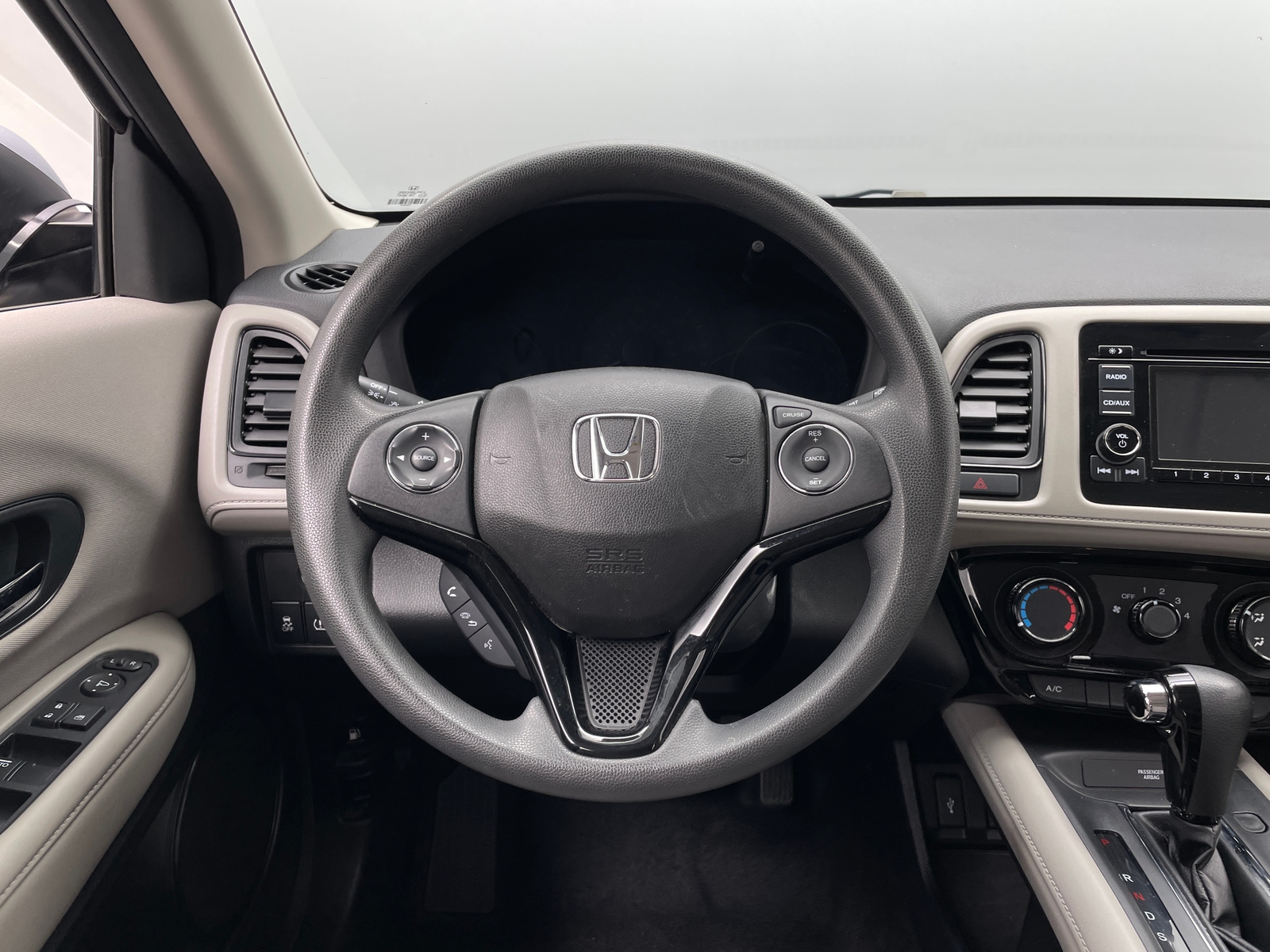 Thumbnail: 2017 Honda HR-V - 5