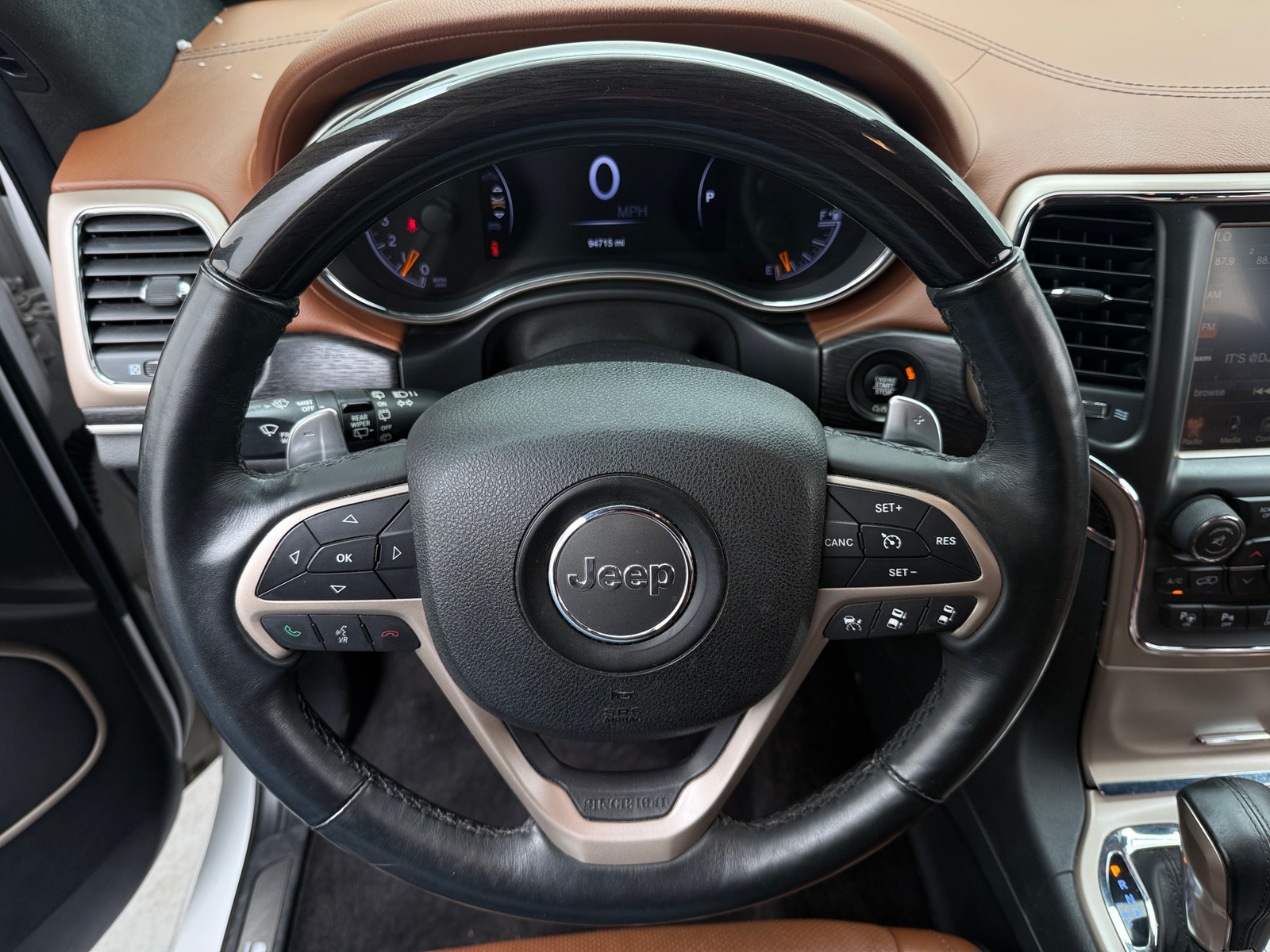 Thumbnail: 2017 Jeep Grand Cherokee - 4