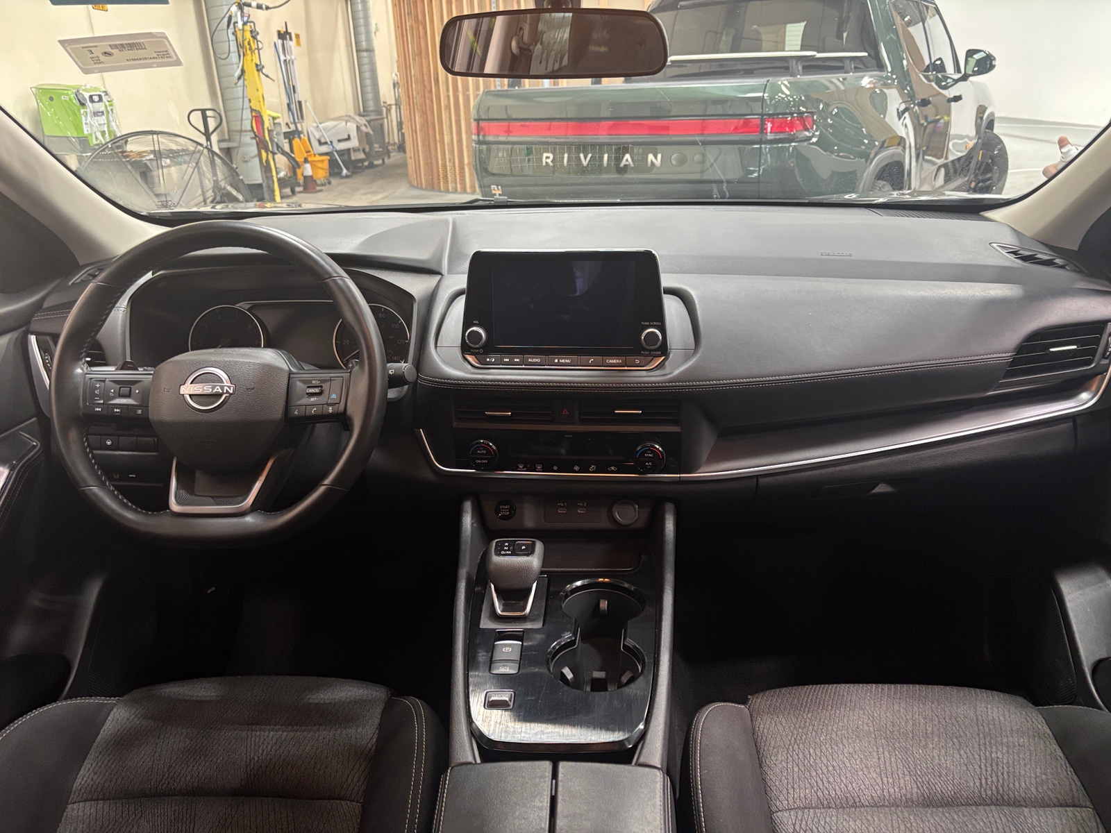 Thumbnail: 2025 Nissan Rogue - 3