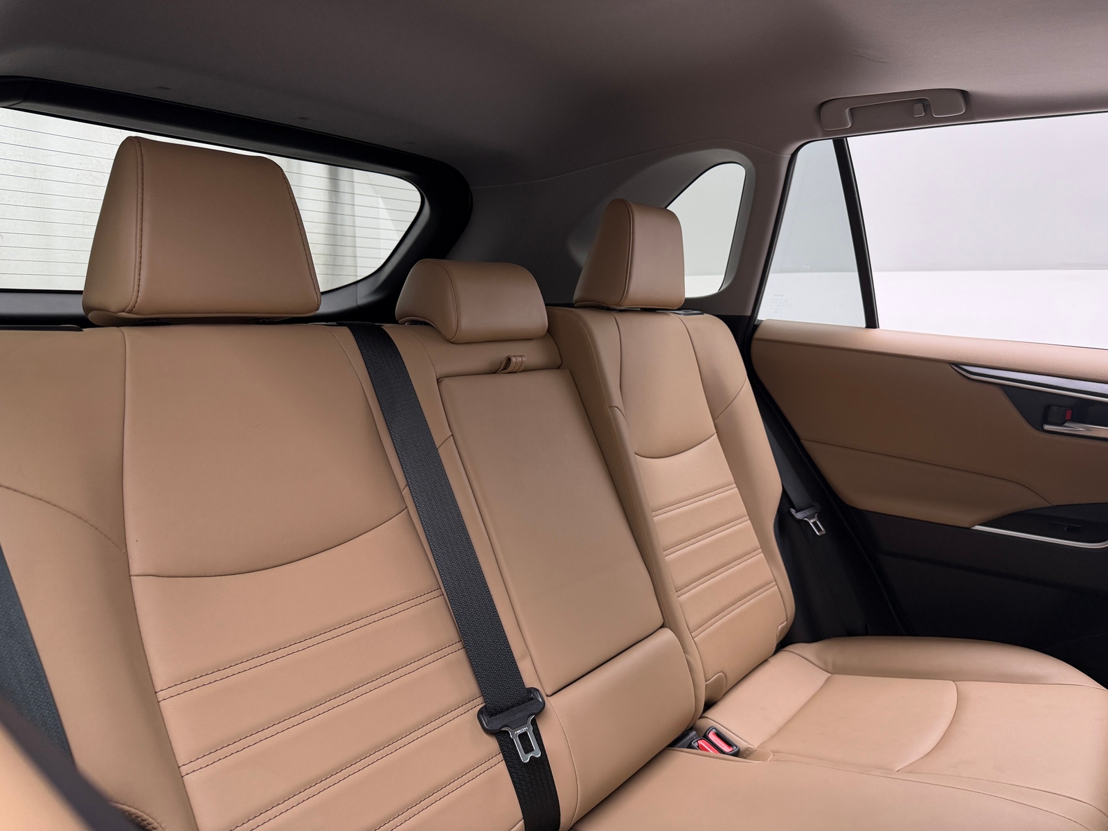Thumbnail: 2021 Toyota RAV4 - 5