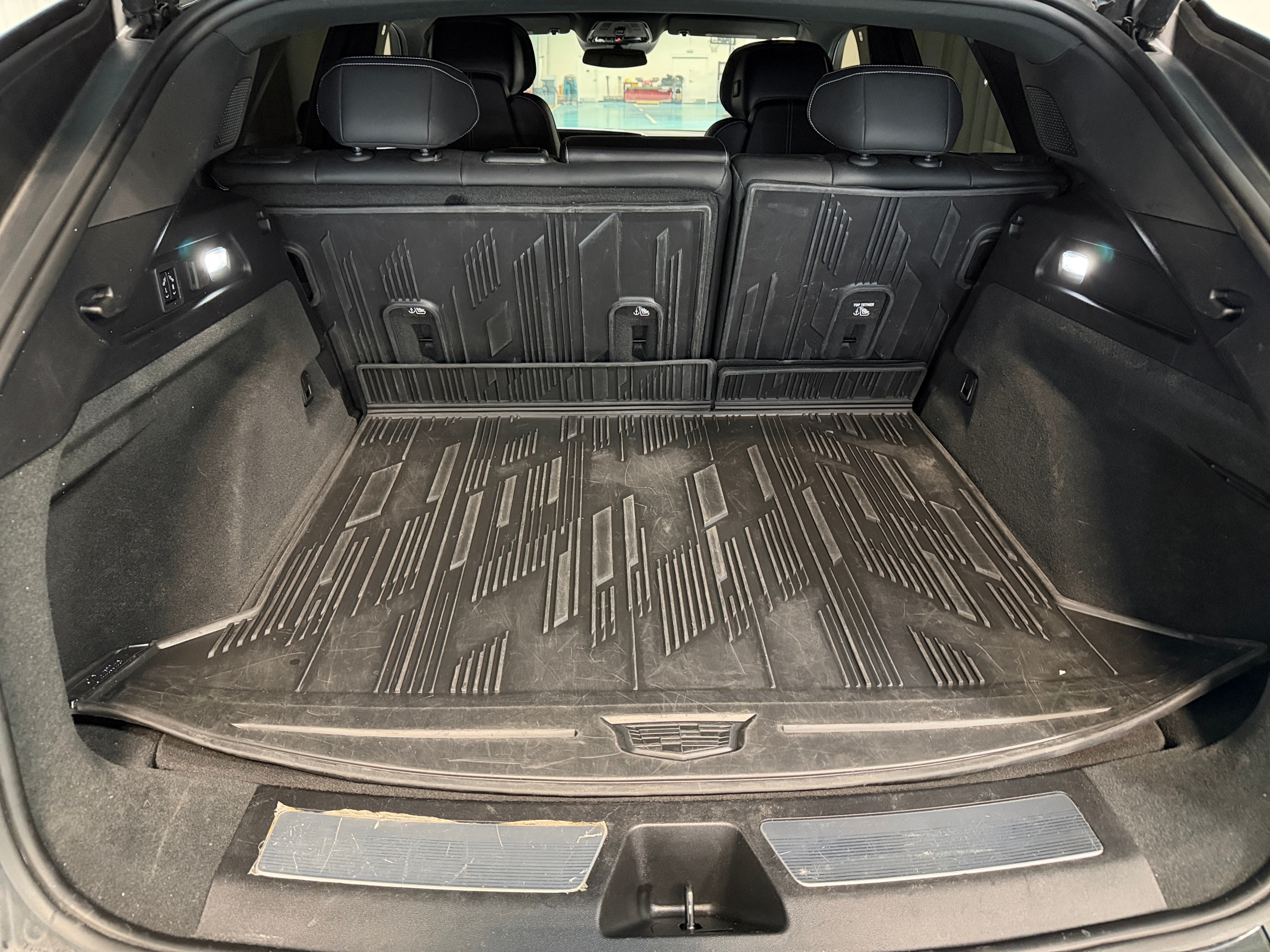 Used 2024 Cadillac LYRIQ Luxury 2 with VIN 1GYKPRRL0RZ124679 for sale in Auburn, WA