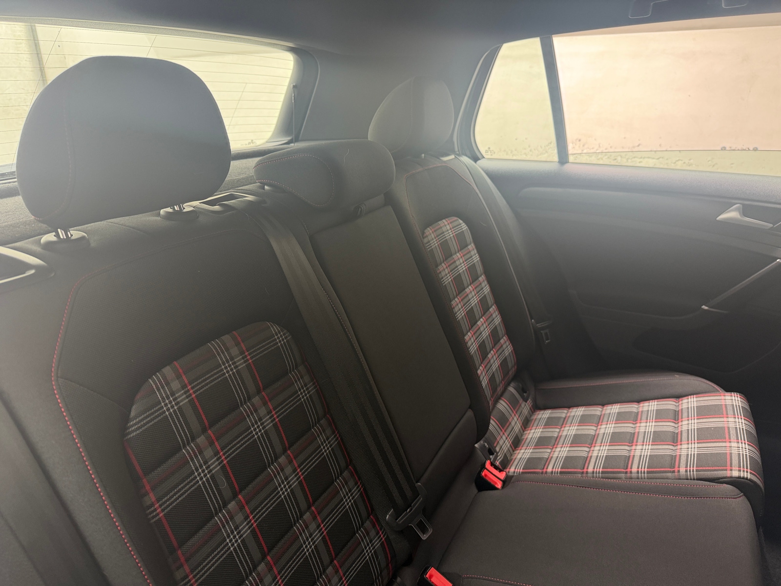 Thumbnail: 2019 Volkswagen Golf - 6