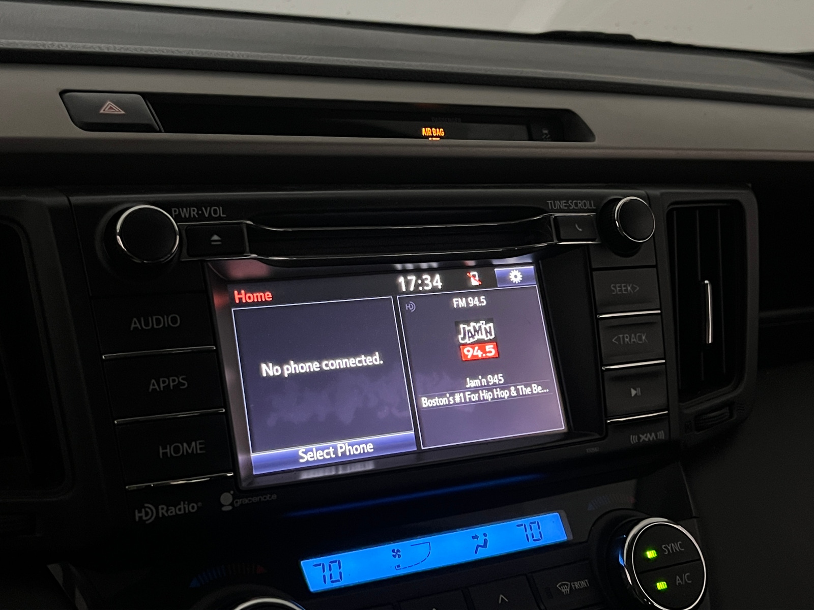 Thumbnail: 2016 Toyota RAV4 - 4