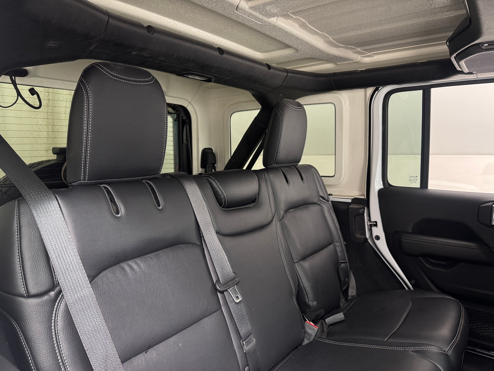 Thumbnail: 2020 Jeep Wrangler - 6