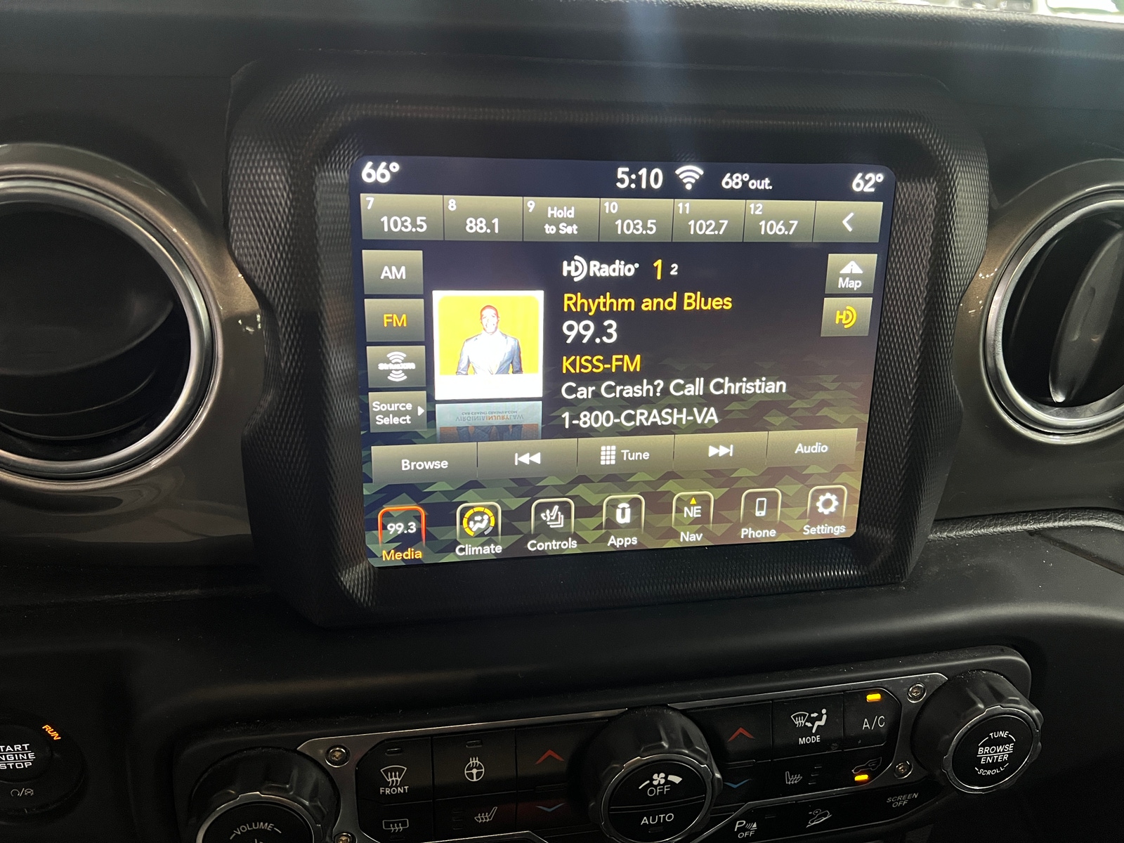 Thumbnail: 2020 Jeep Wrangler - 4