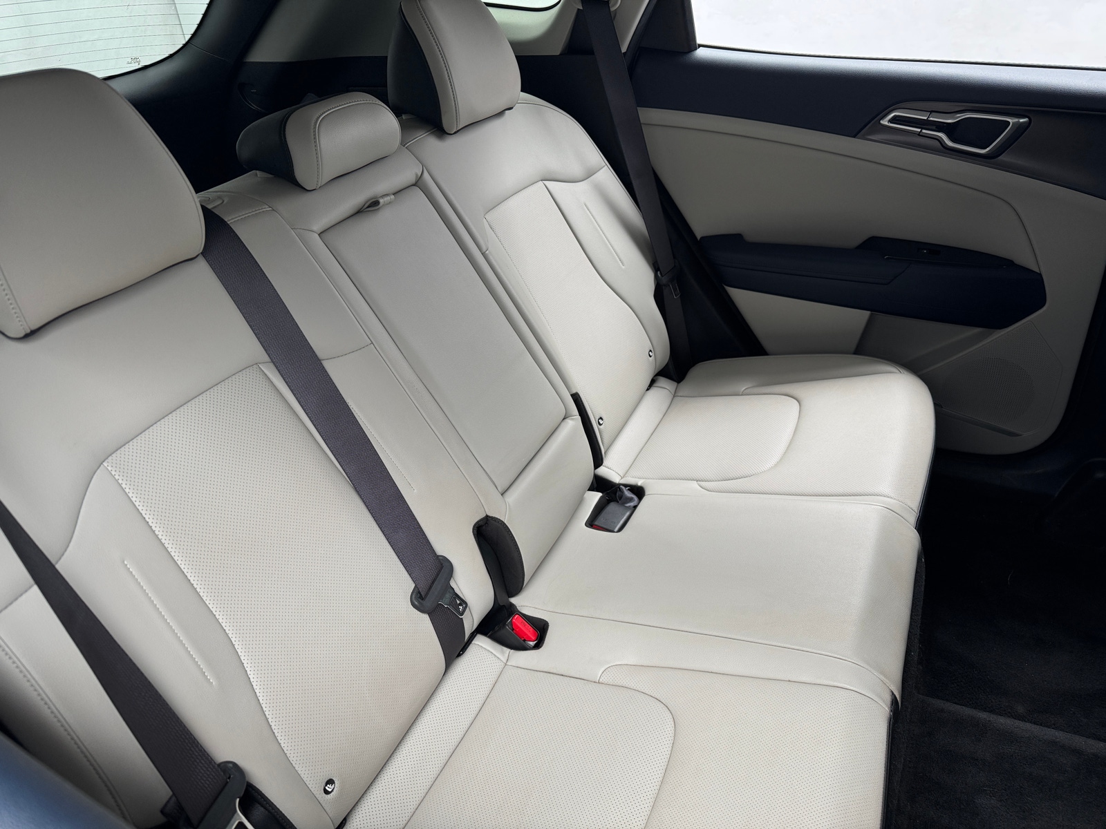 Thumbnail: 2023 Kia Sportage - 5
