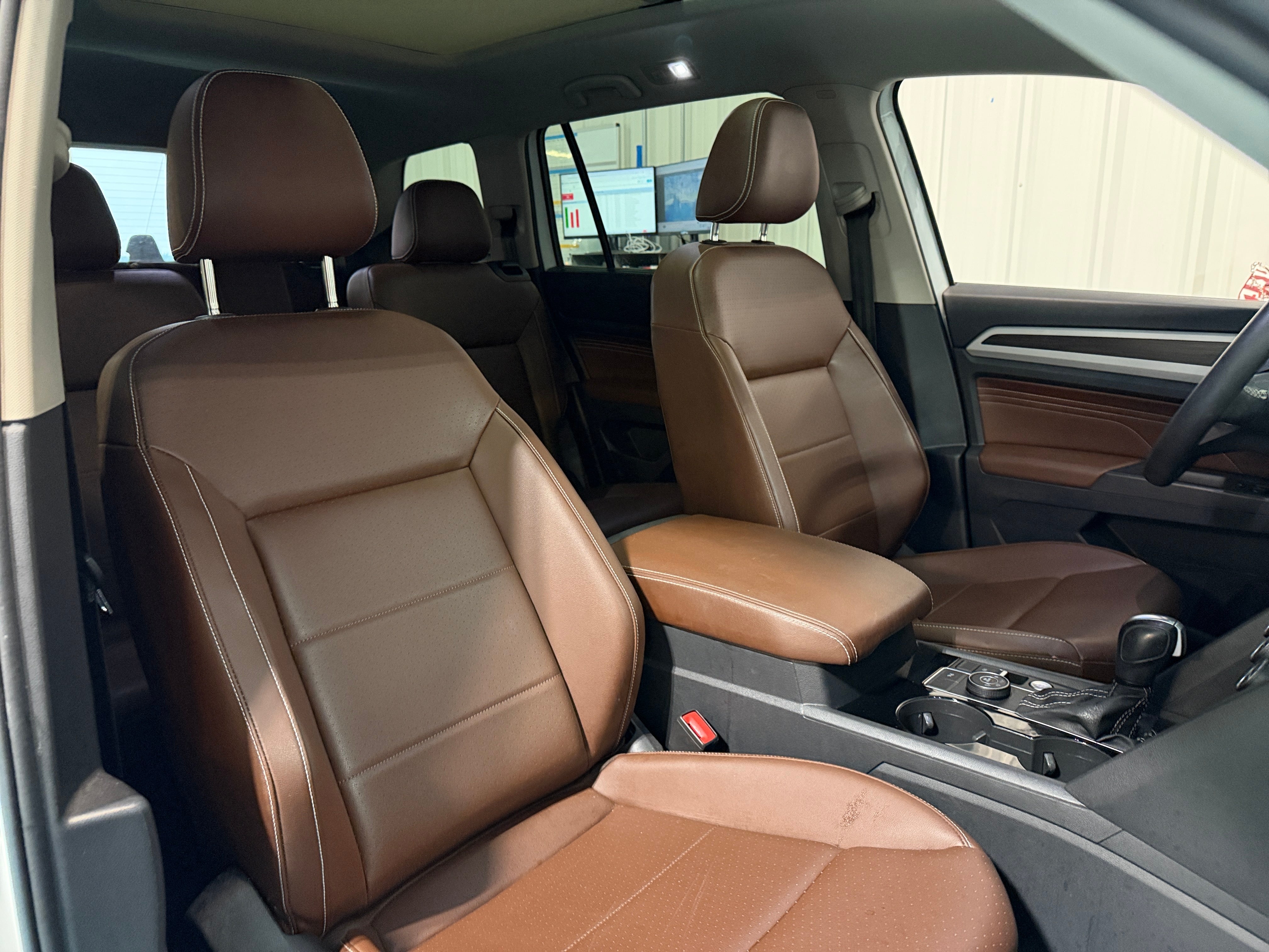 2023 Volkswagen Atlas SE w/Tech