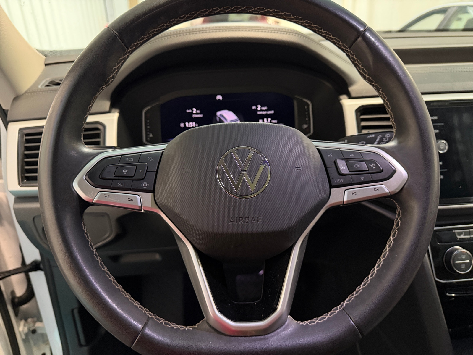Thumbnail: 2023 Volkswagen Atlas - 5
