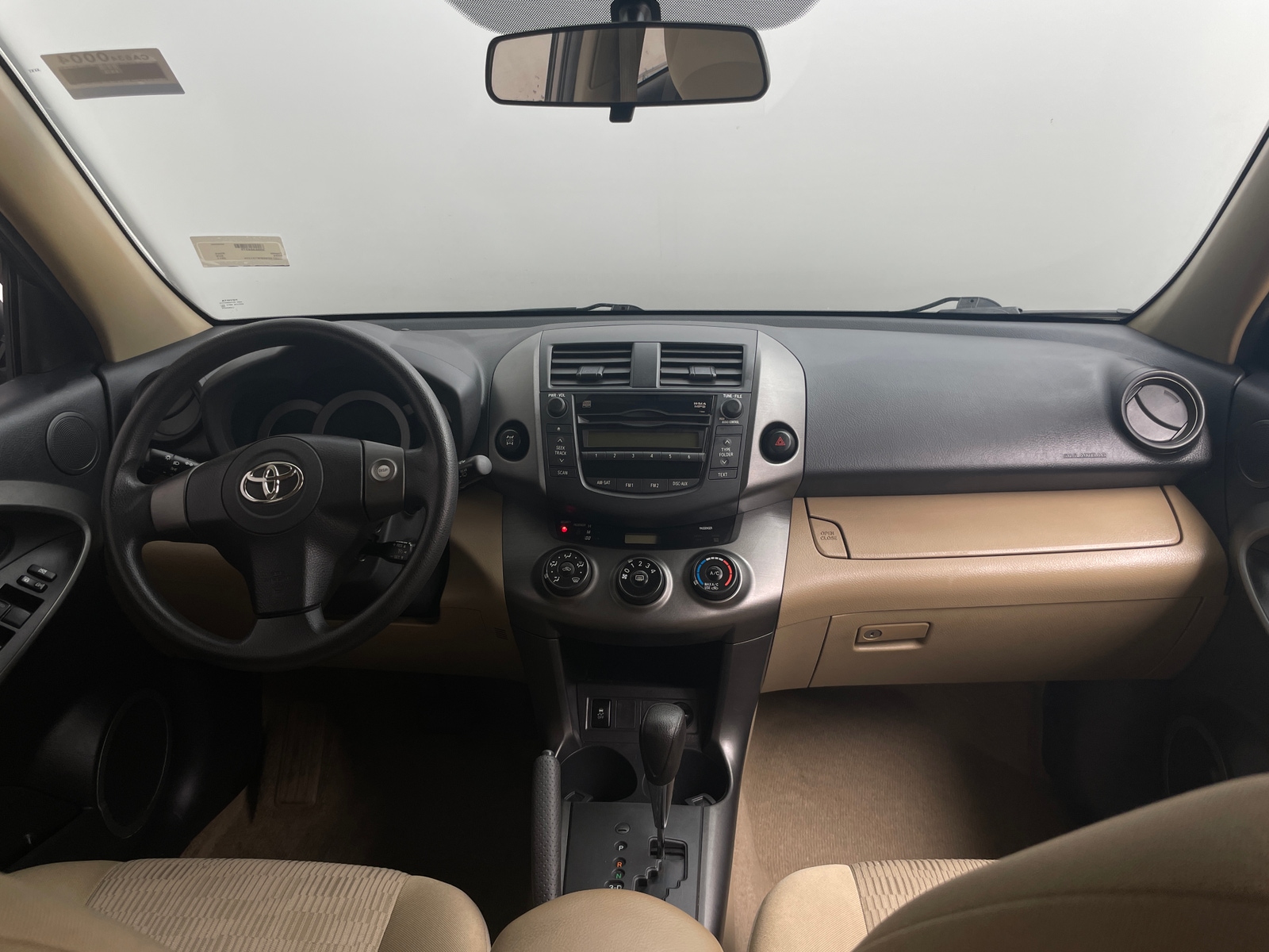 Thumbnail: 2011 Toyota RAV4 - 3
